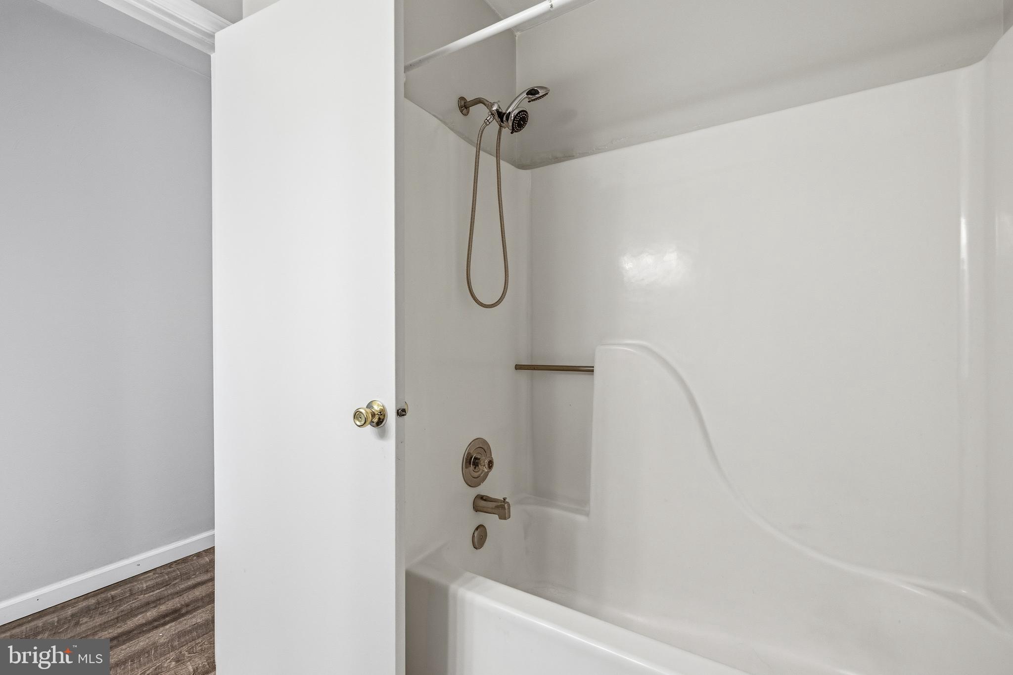 MT AIRY VILLAGE - Residential