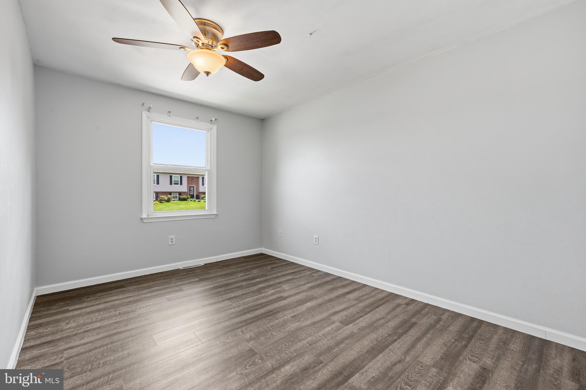 MT AIRY VILLAGE - Residential