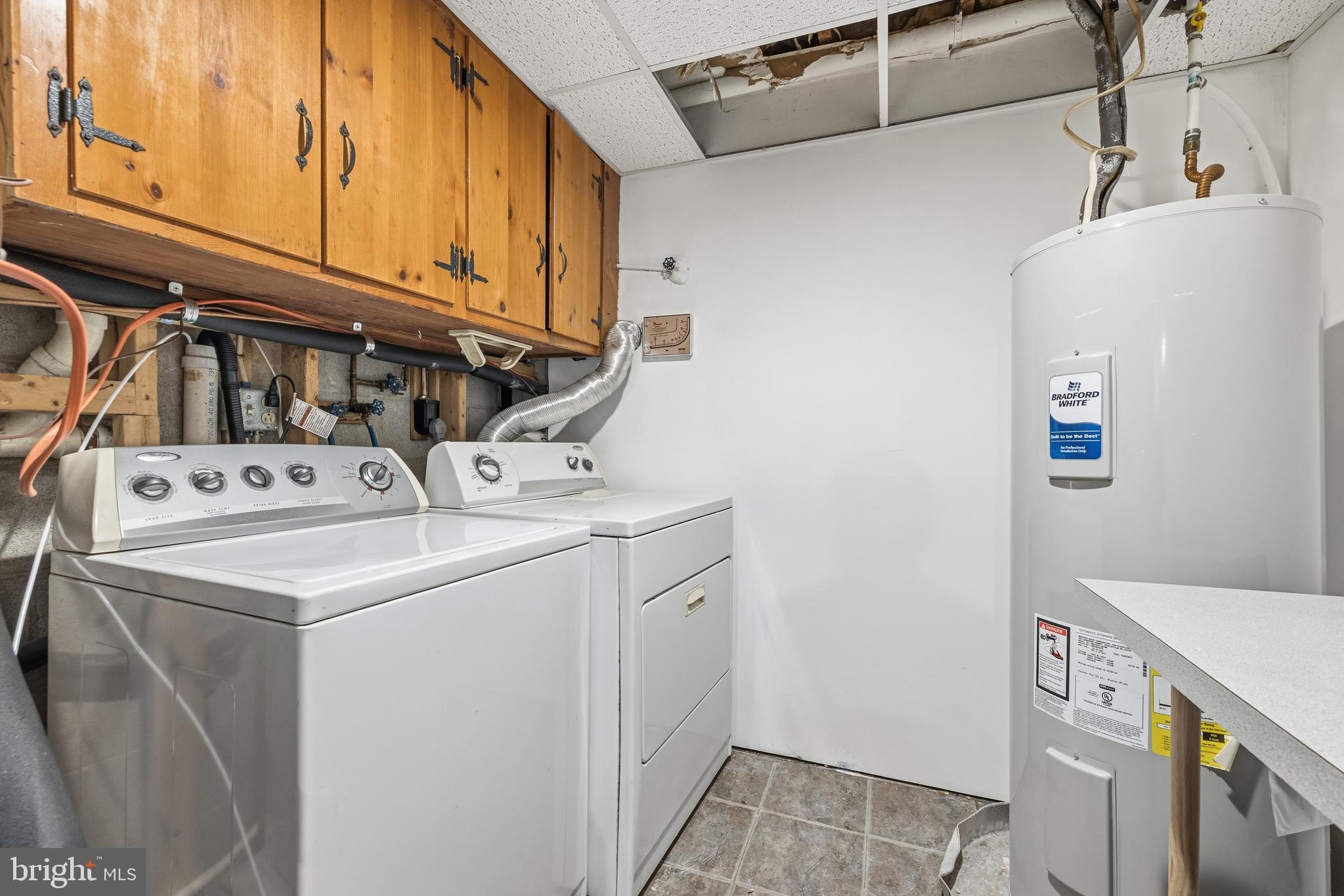MT AIRY VILLAGE - Residential