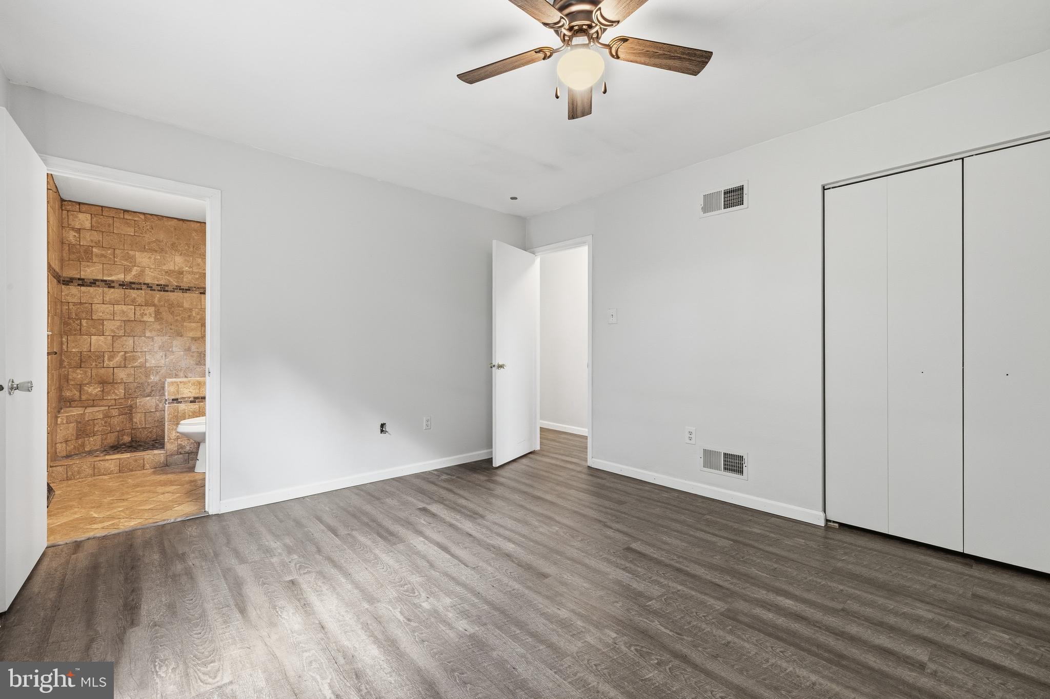 MT AIRY VILLAGE - Residential