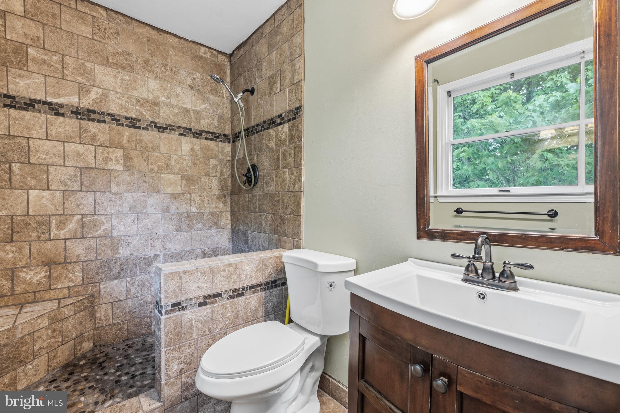 MT AIRY VILLAGE - Residential