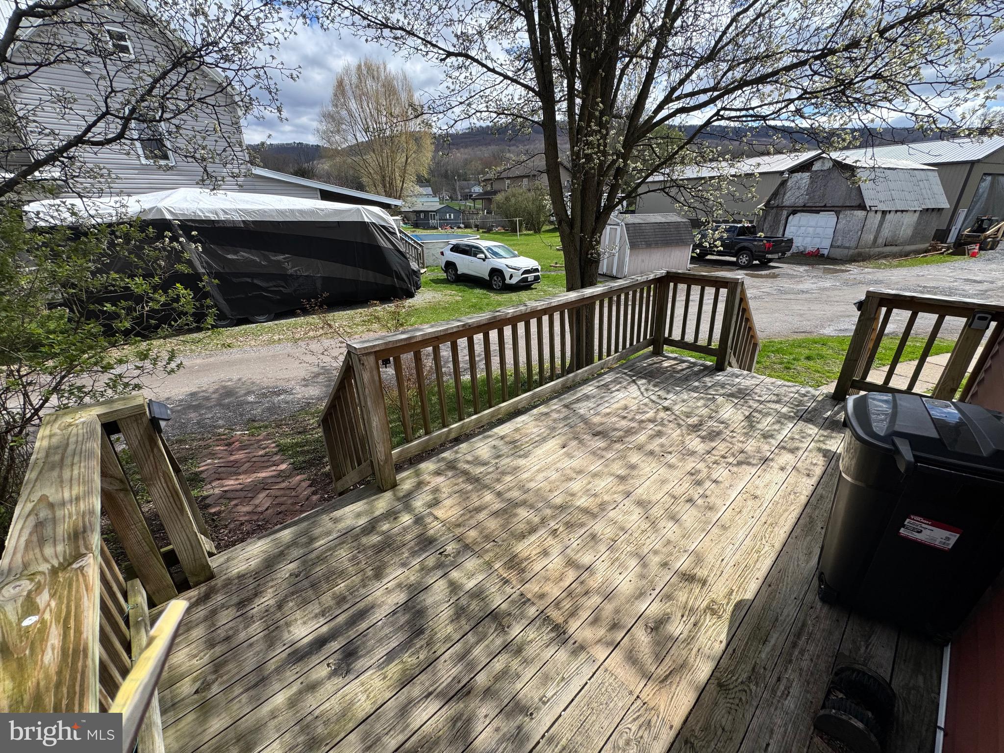 HOWARD - Residential