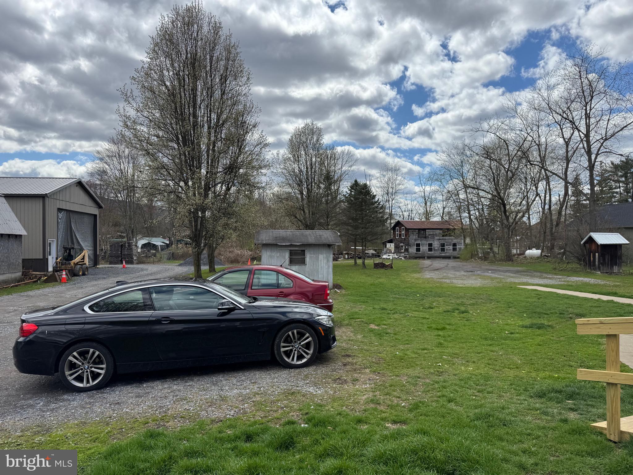 HOWARD - Residential