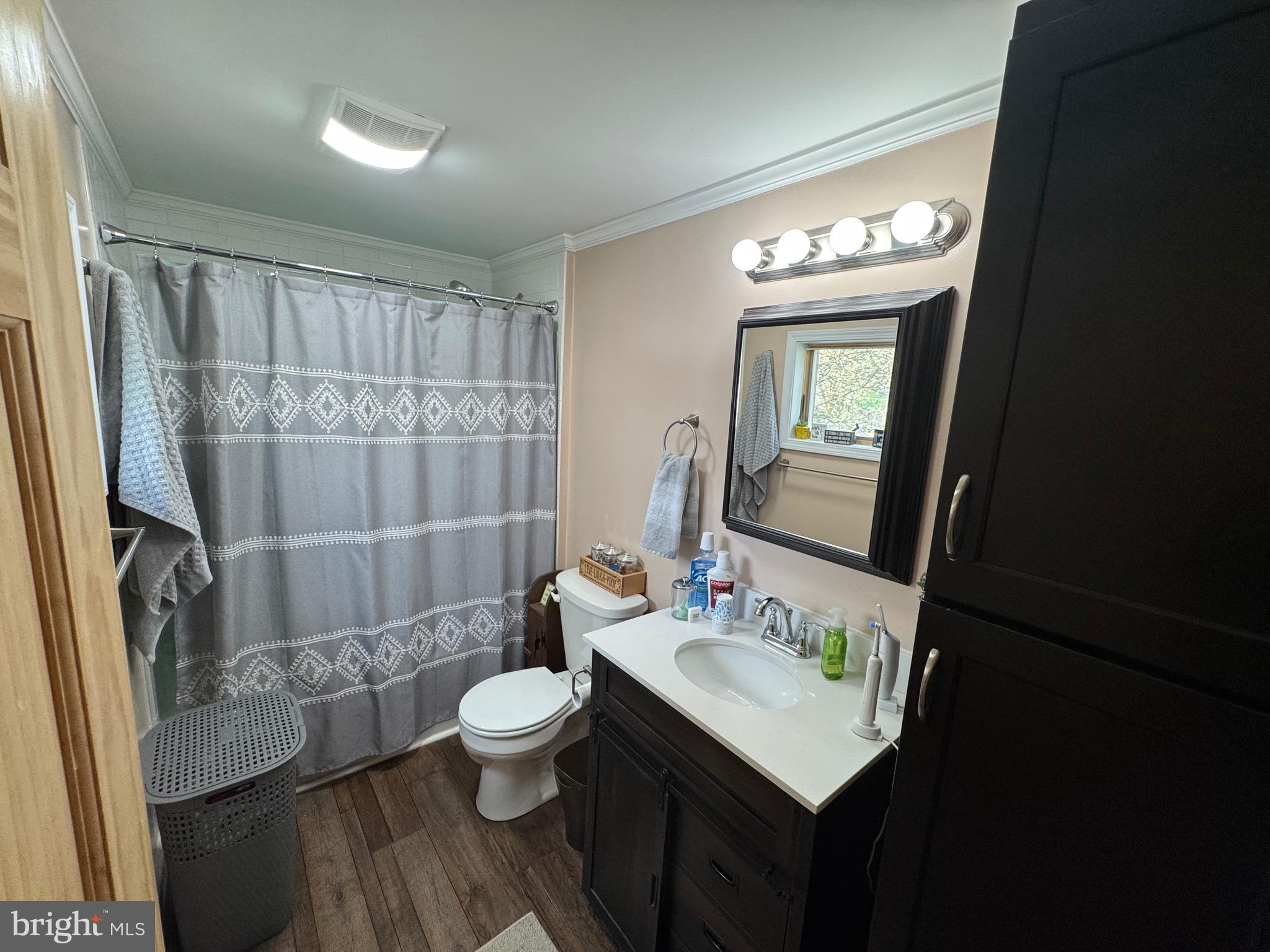 HOWARD - Residential