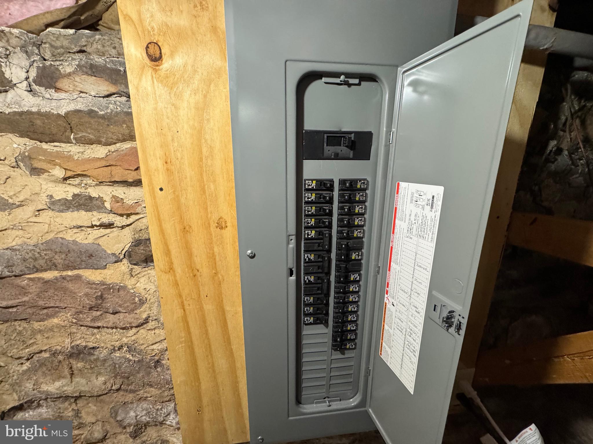 HOWARD - Residential