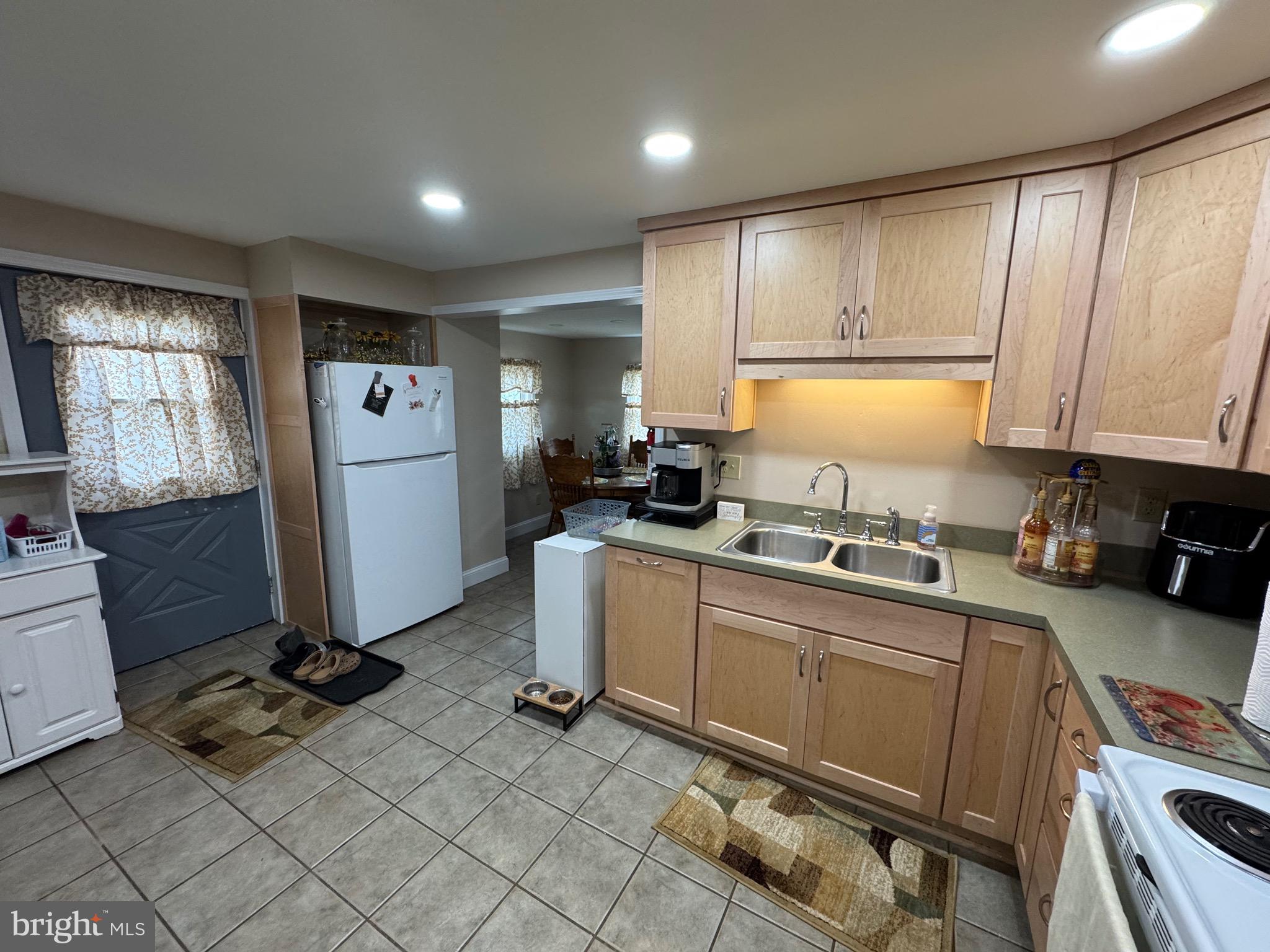 HOWARD - Residential