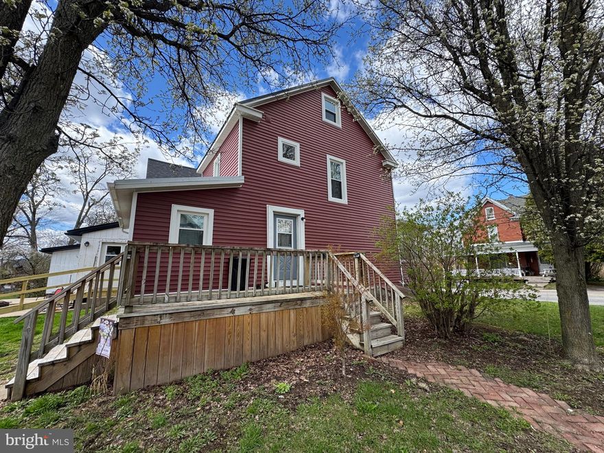 This amazing home has been tastefully updated from top to bottom. Nearly everything has been updated!There is a new metal roof and vinyl siding. The kitchen was updated with new cabinets and appliances, new flooring throughout and electric heat pump with central air and lots more! Located in the beautiful town of Howard offering all the breathtaking views and Sayers Dam. 
The home is currently a rental property and could be a profitable investment or make it your home. 
Call today to schedule your private showing.
**We have received Multiple offers at full price + **The seller is asking buyers to submit their highest and best offers by Friday 4/18 @ 7:00 PM. Seller will accept an offer on Friday night.