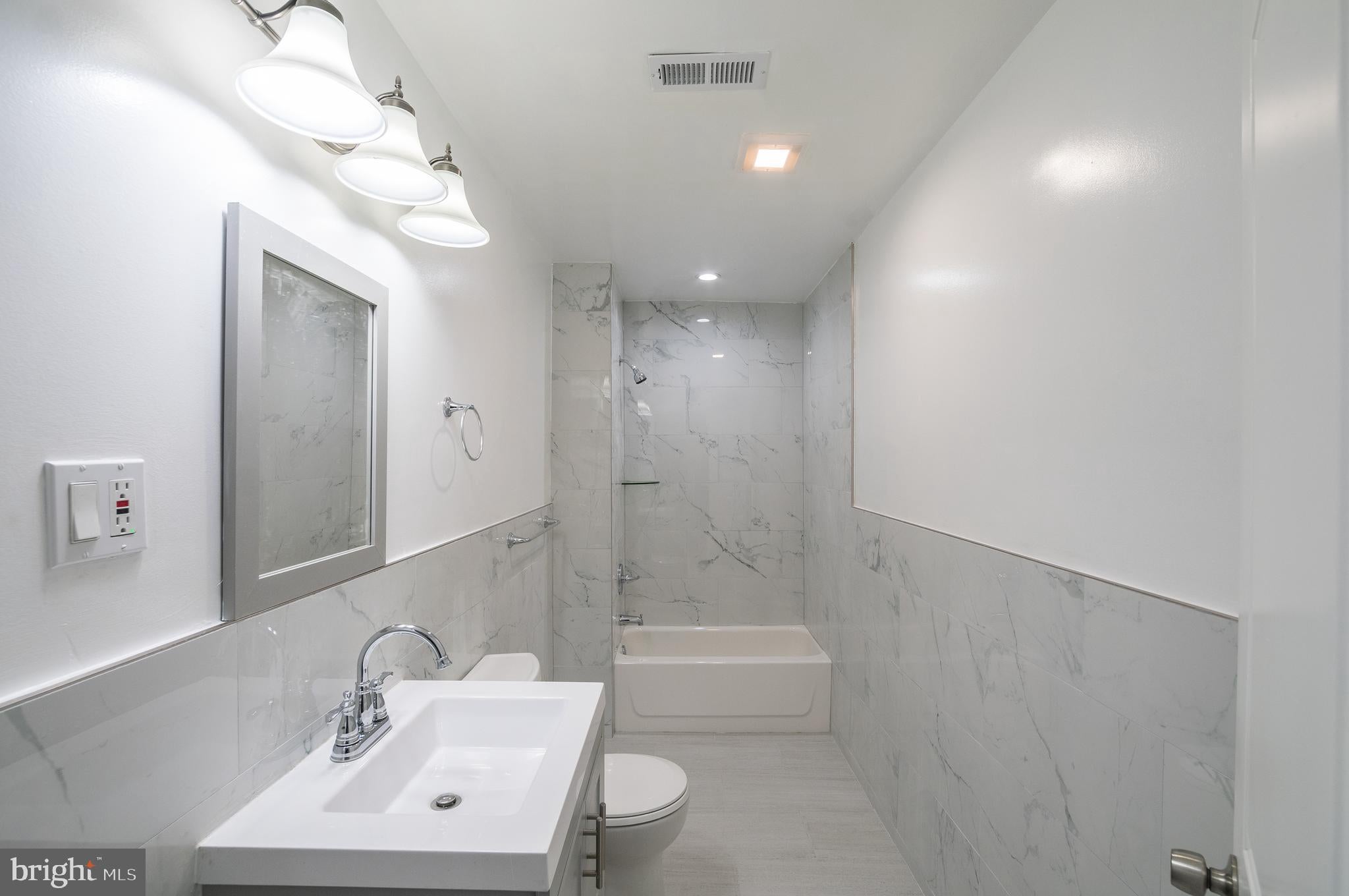 1726 PINE STREET UNIT 1F