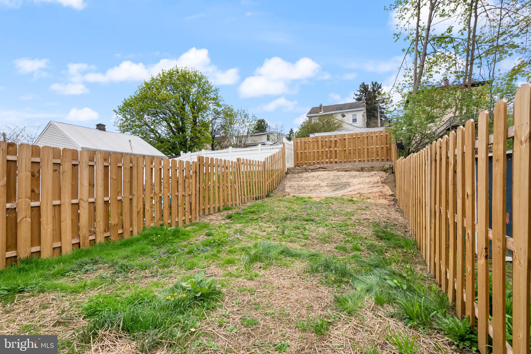 DOWNINGTOWN COMMON - Residential