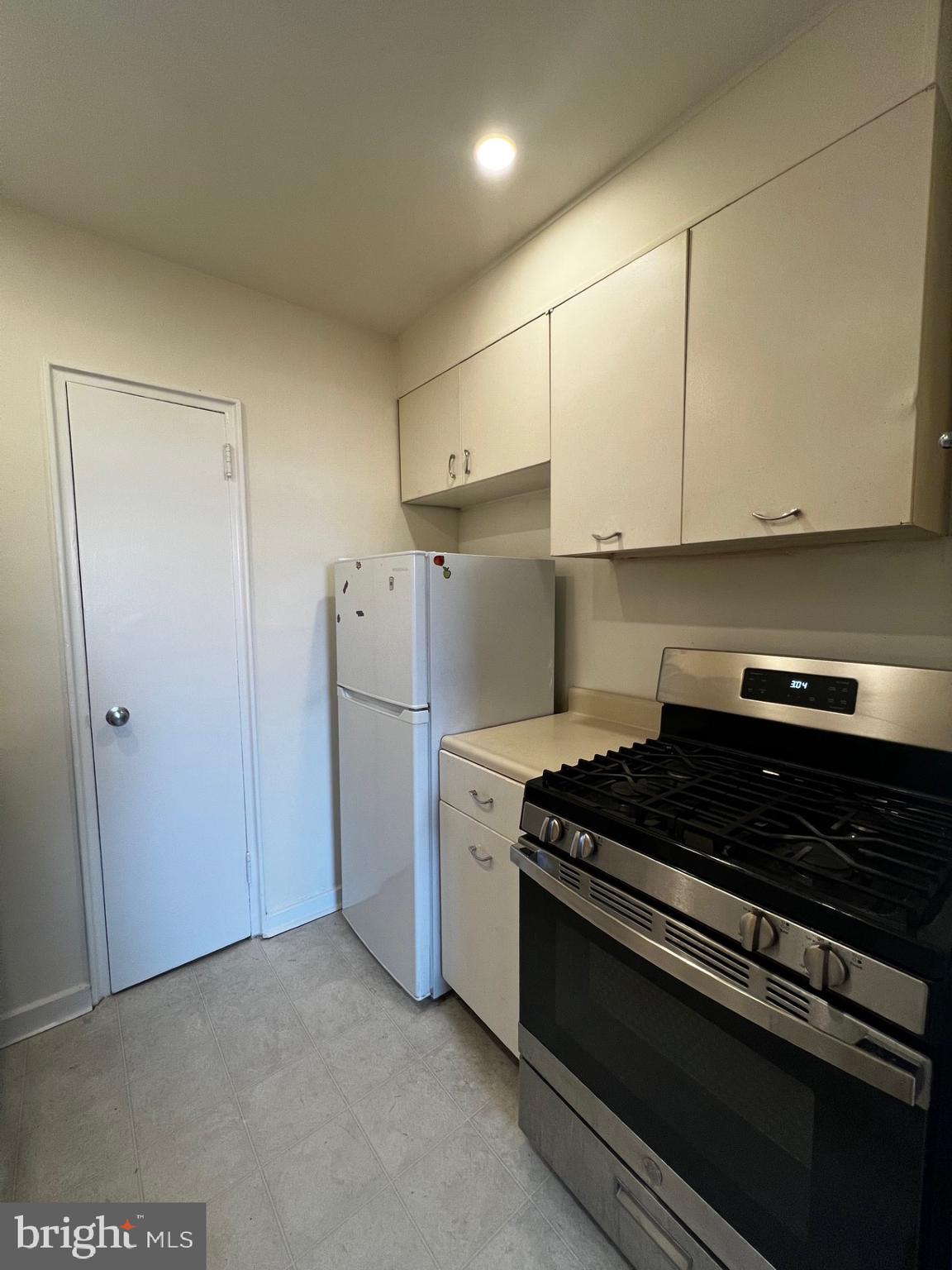 FAIRMOUNT - Residential Lease