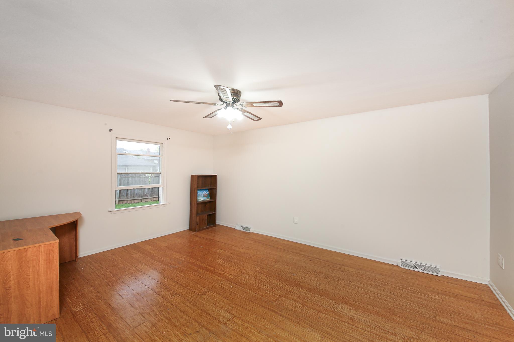 THE PINES - Residential