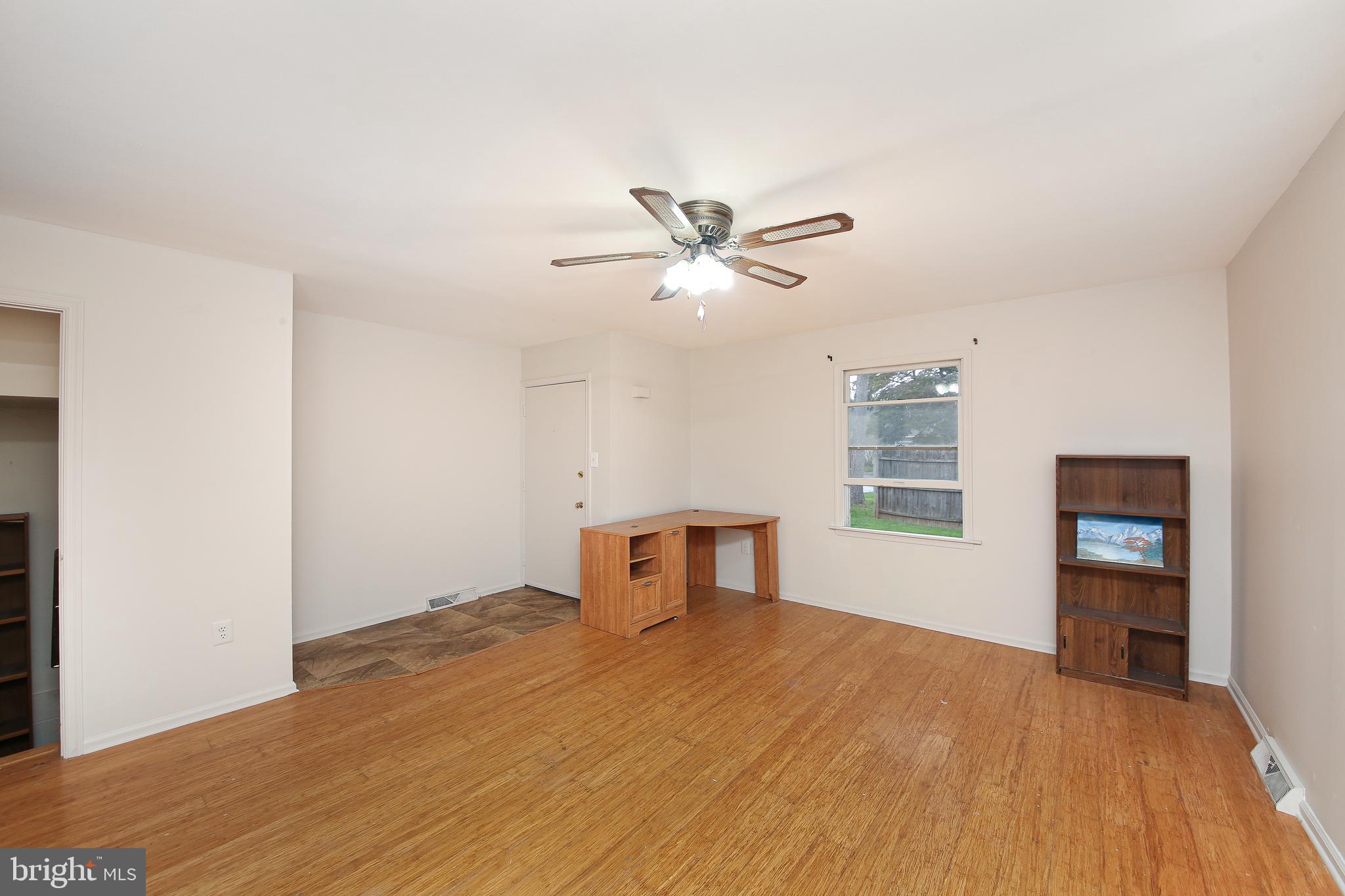 THE PINES - Residential