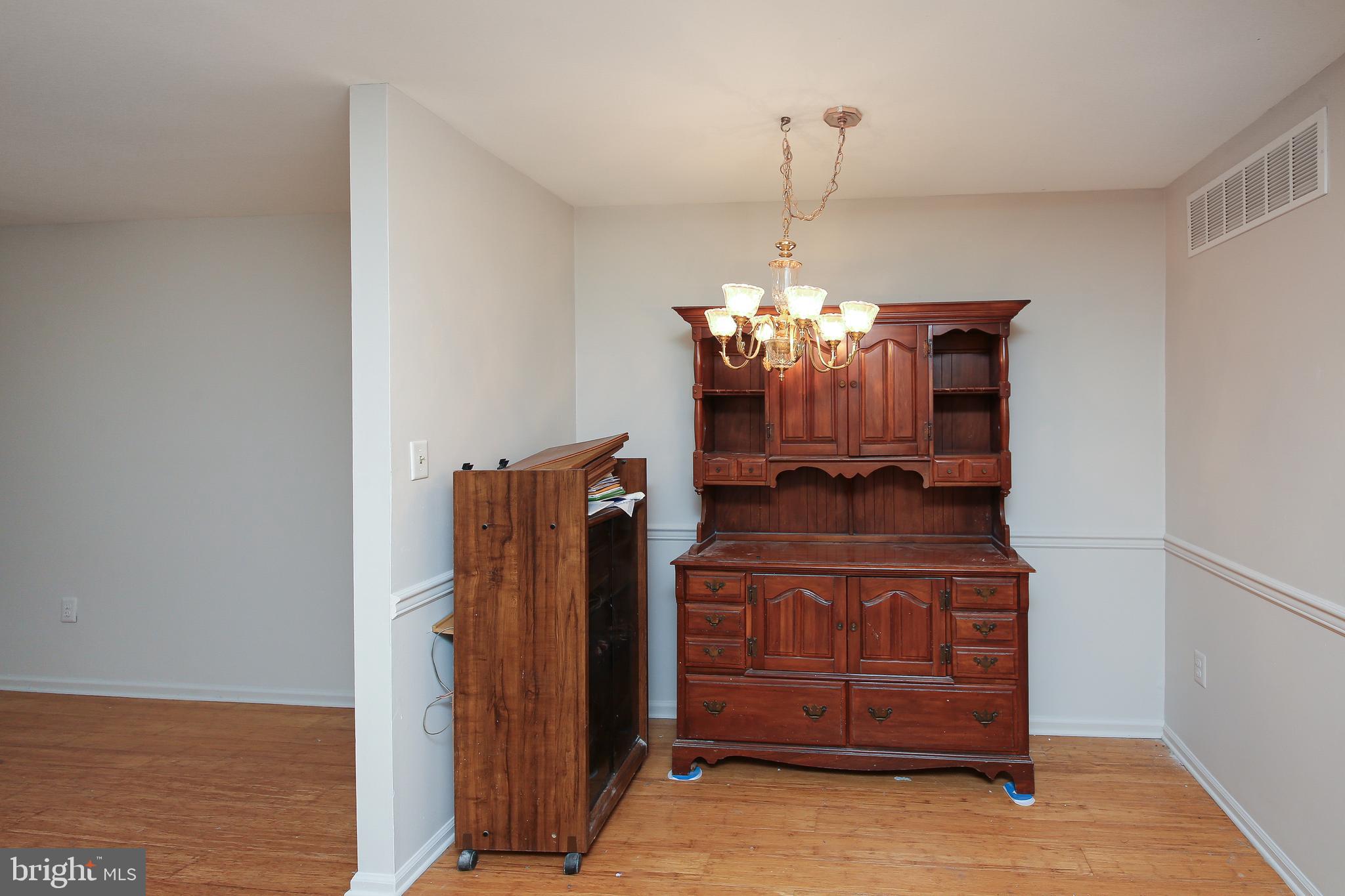 THE PINES - Residential