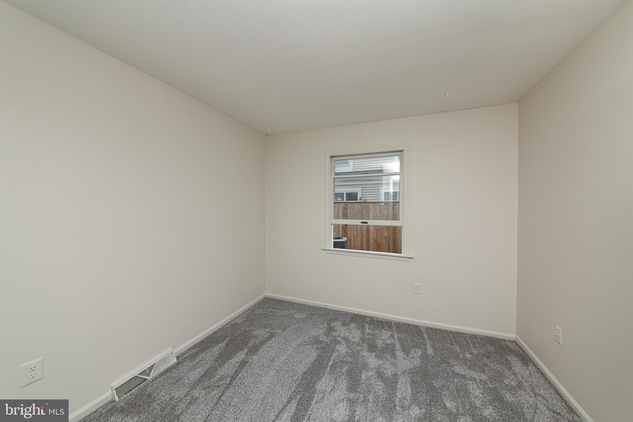 THE PINES - Residential