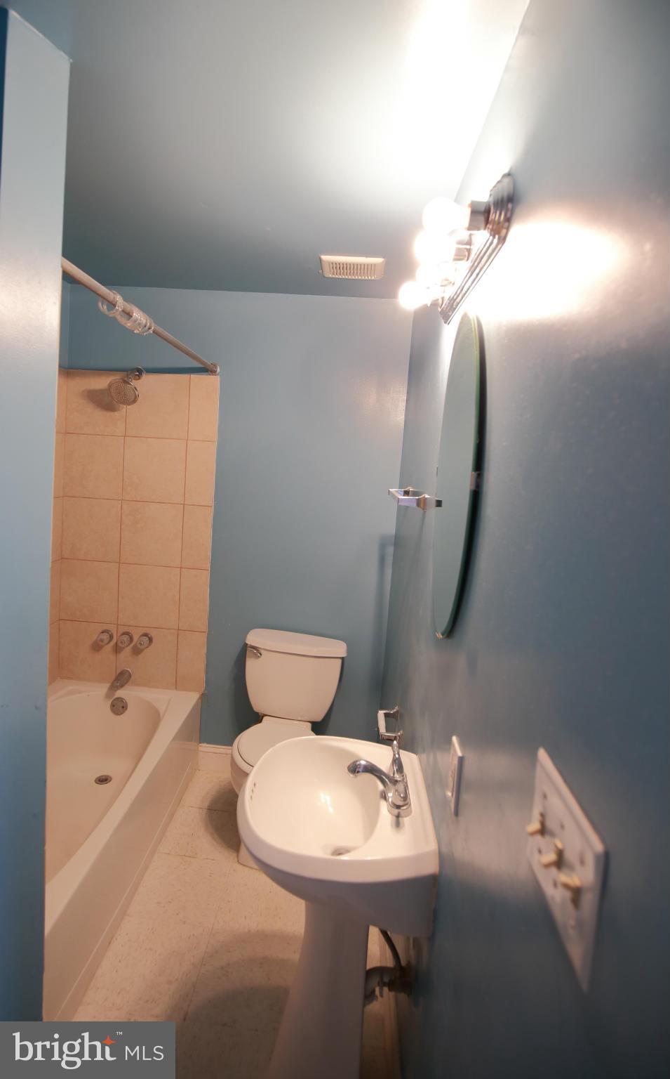 MANASSAS PARK - Residential