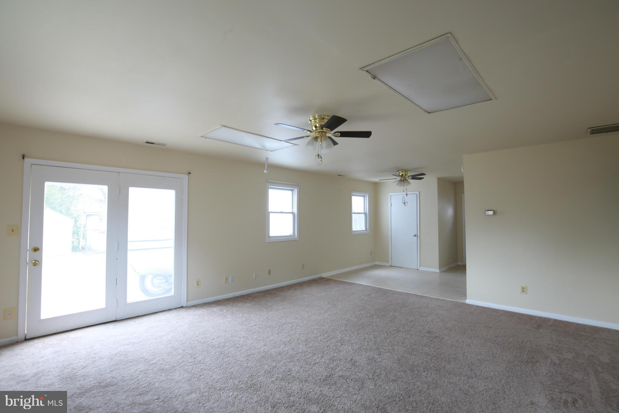 MANASSAS PARK - Residential