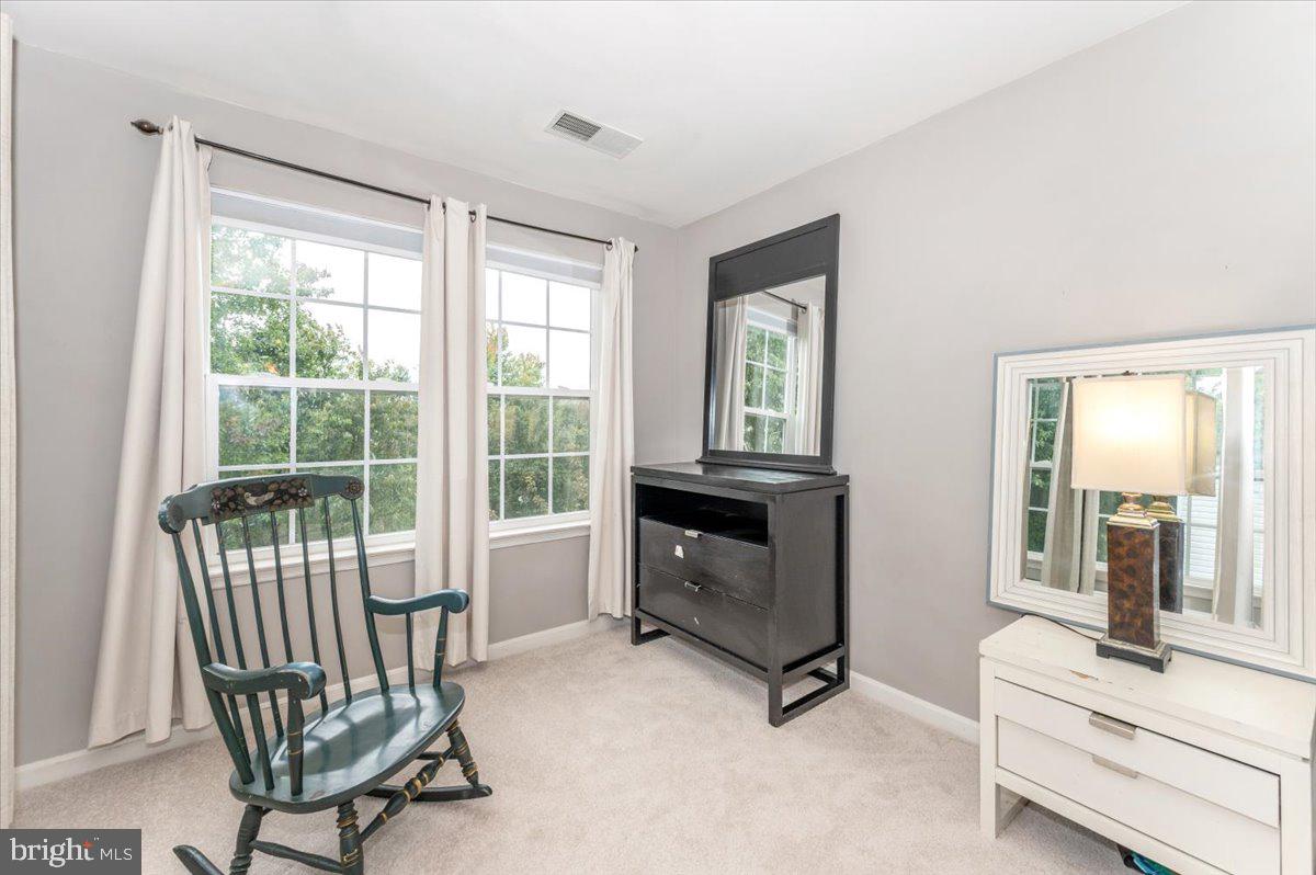 BALLENGER CREEK CENTER POND - Residential