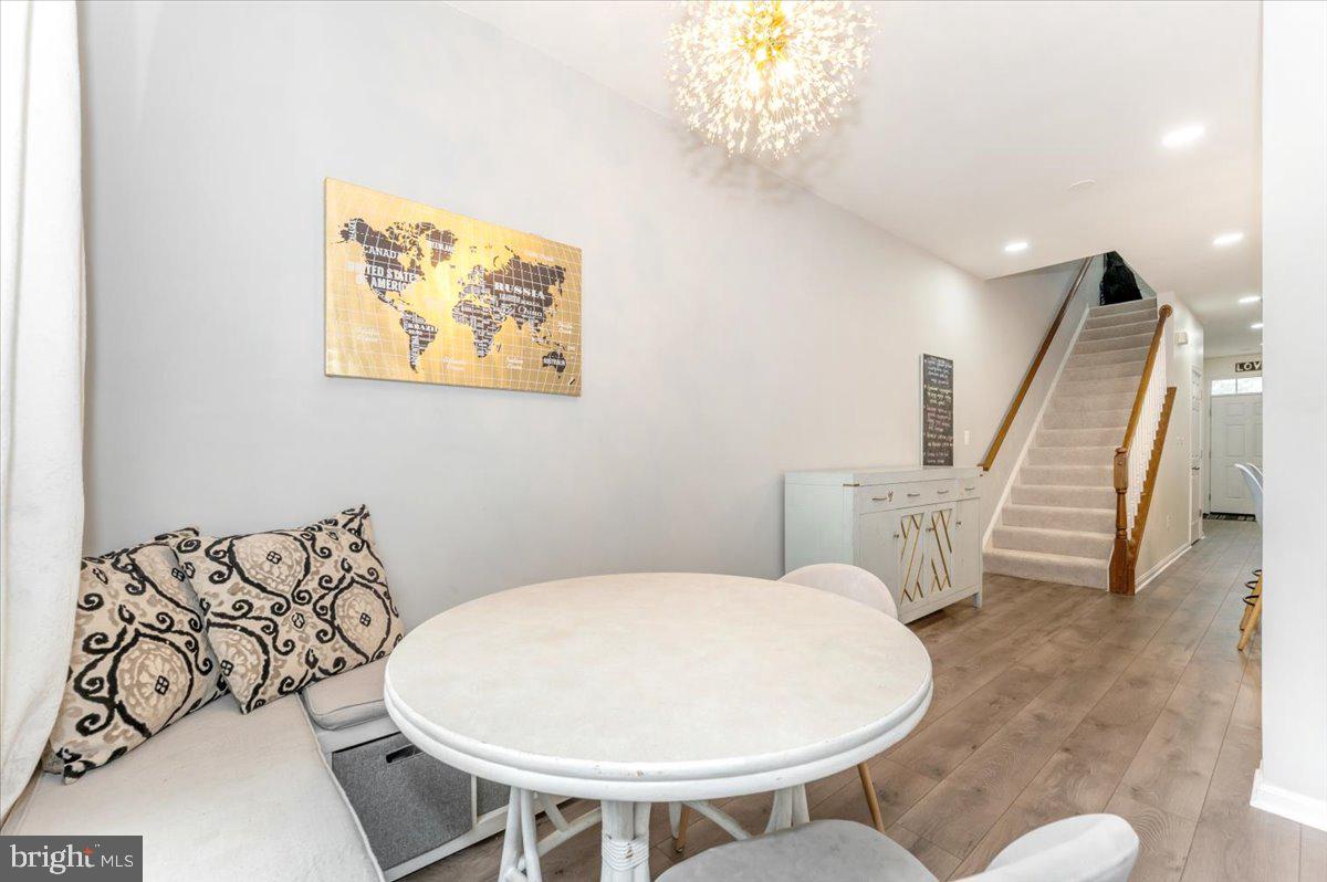 BALLENGER CREEK CENTER POND - Residential