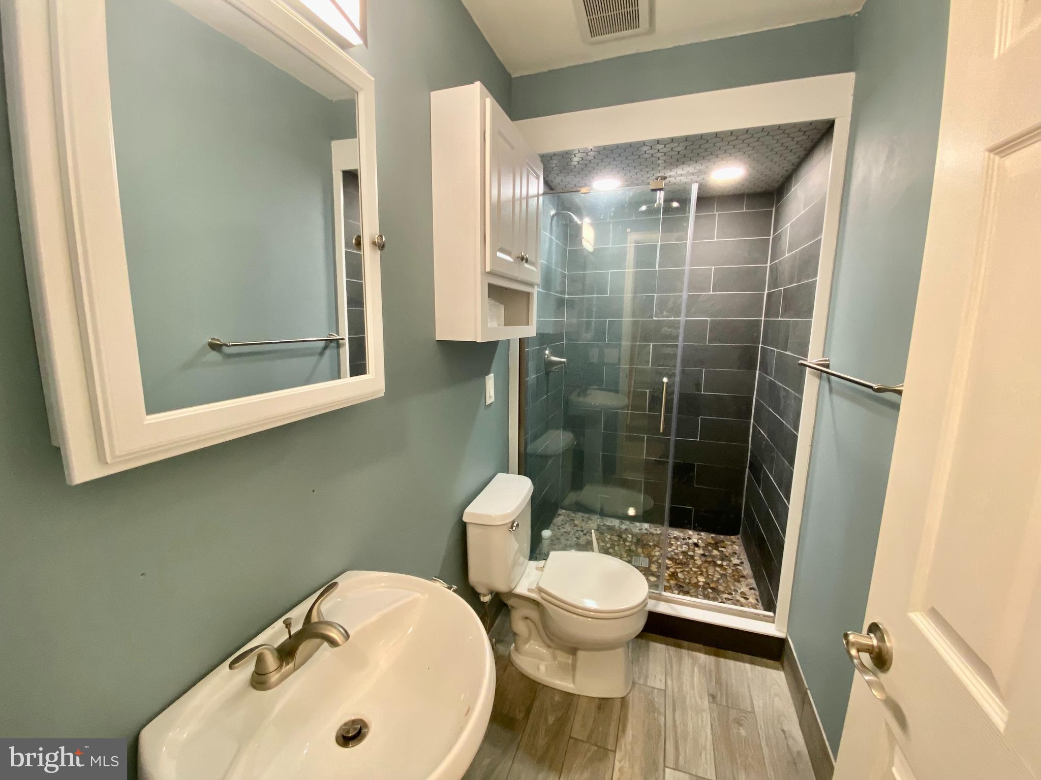 ST ANDREWS CONDOMINIUMS AT BAY HILLS - Residential Lease