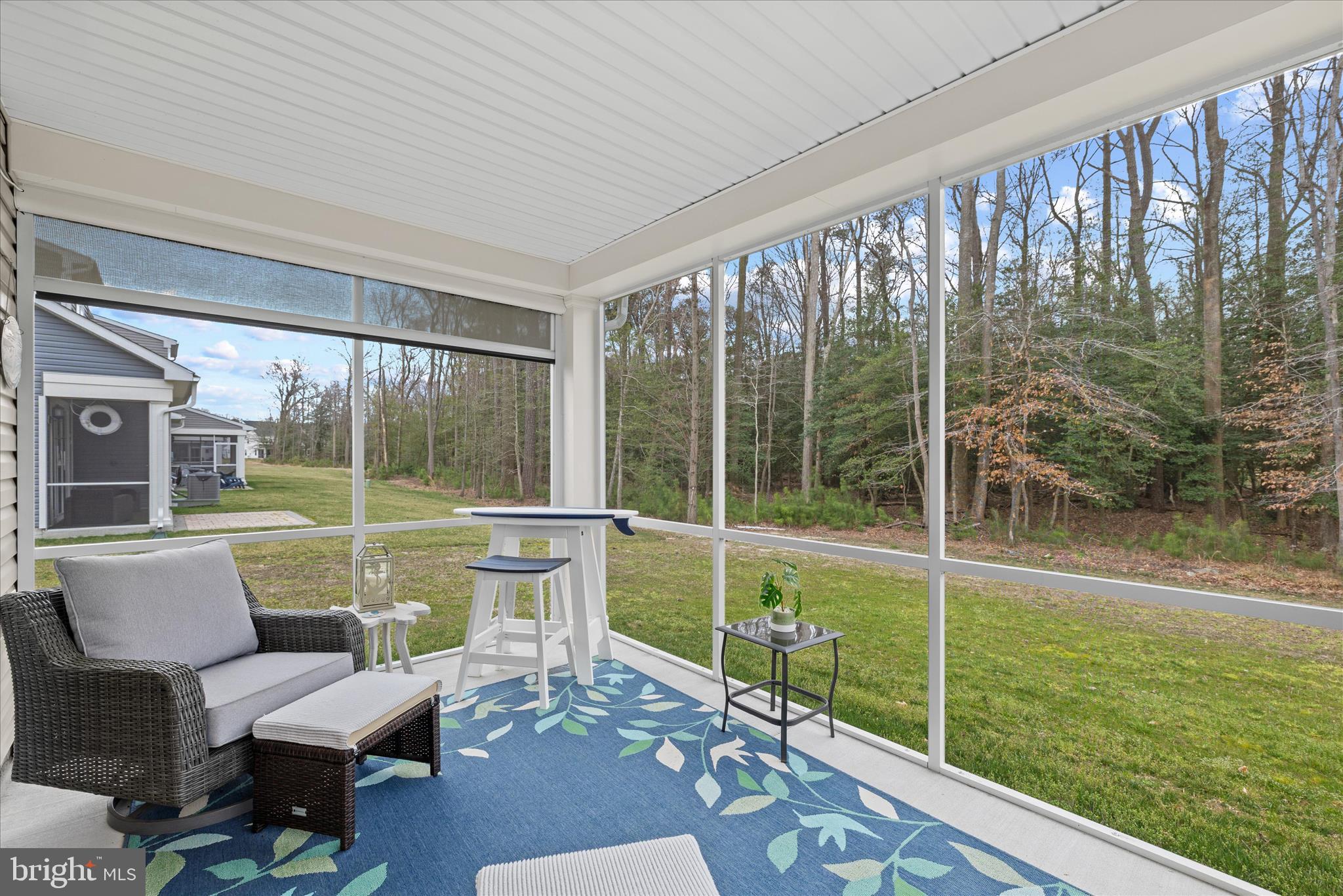 MILOS HAVEN - Residential