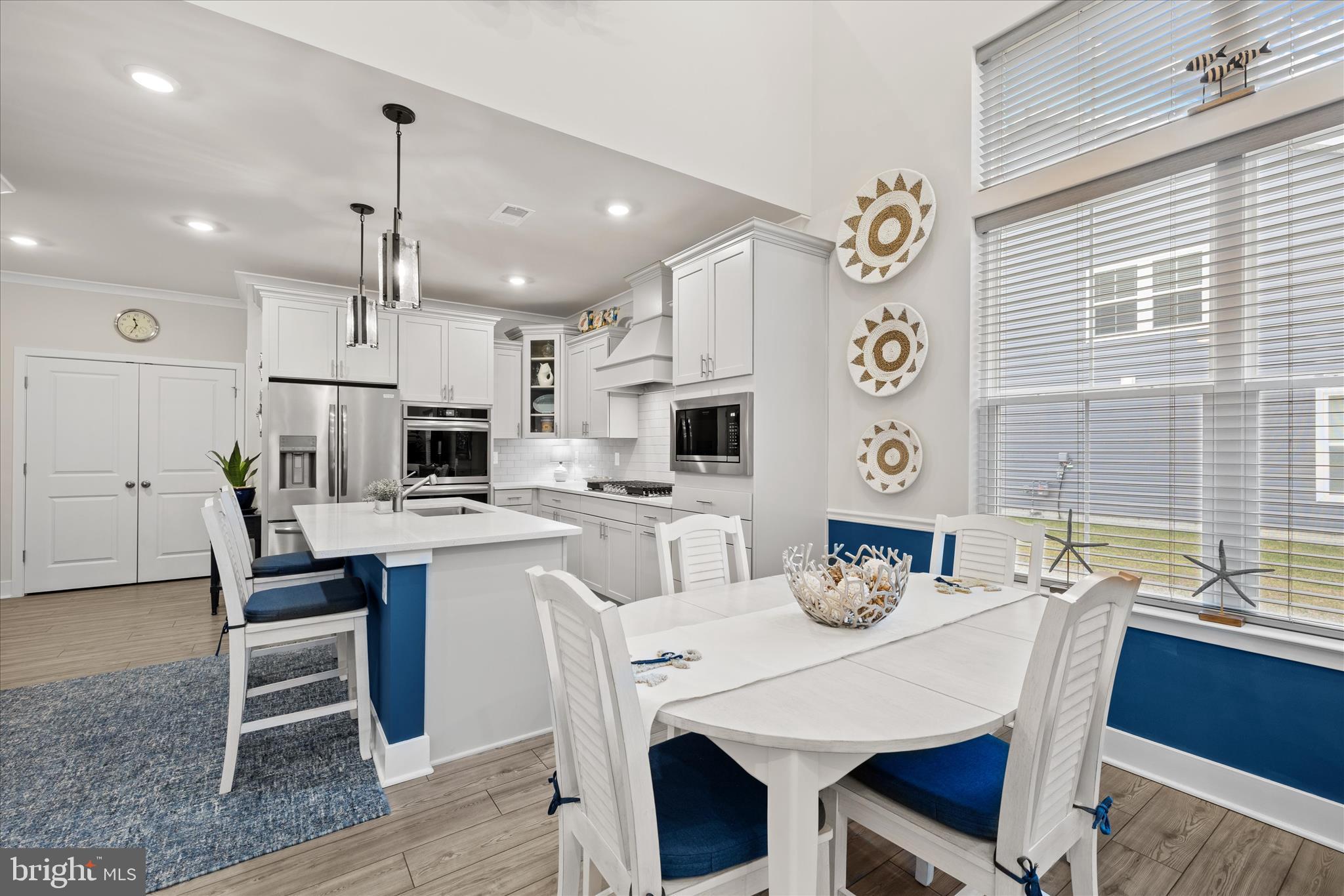 MILOS HAVEN - Residential