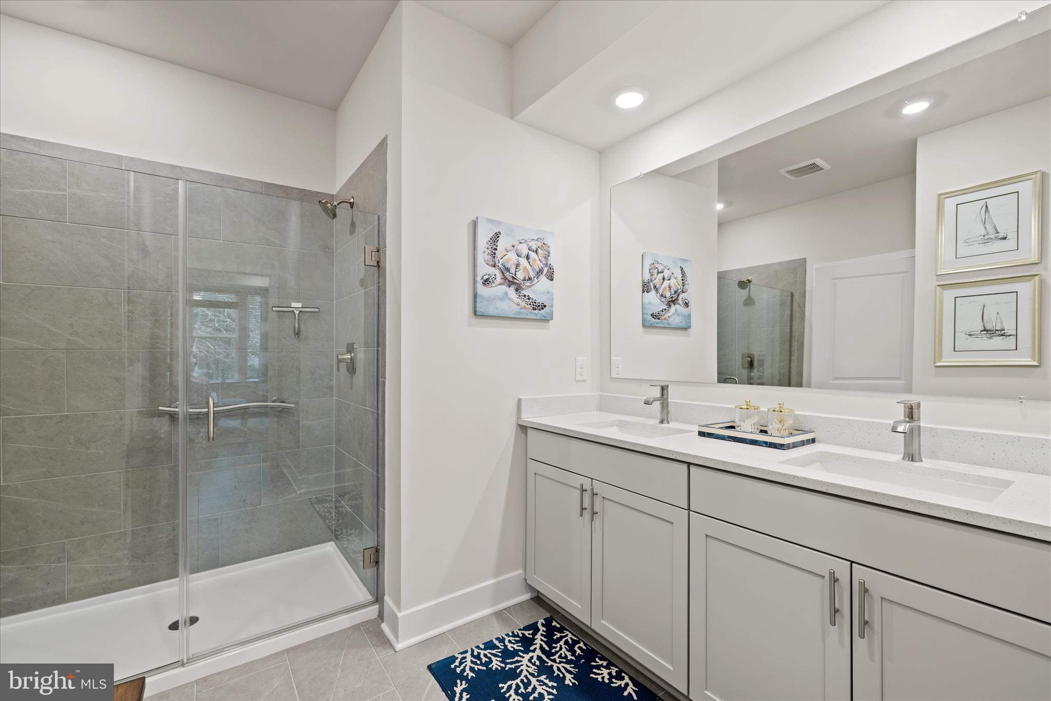 MILOS HAVEN - Residential