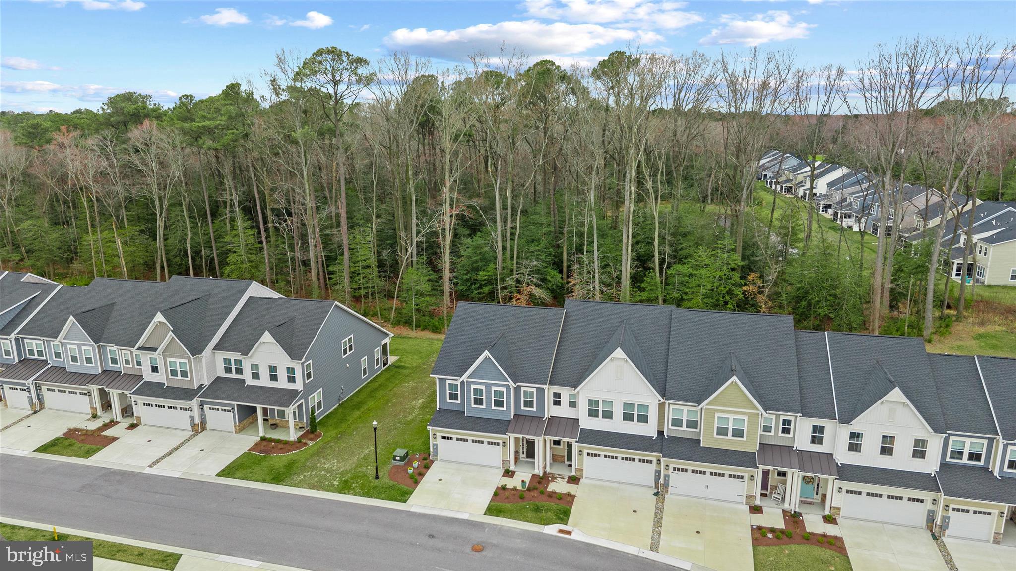 MILOS HAVEN - Residential