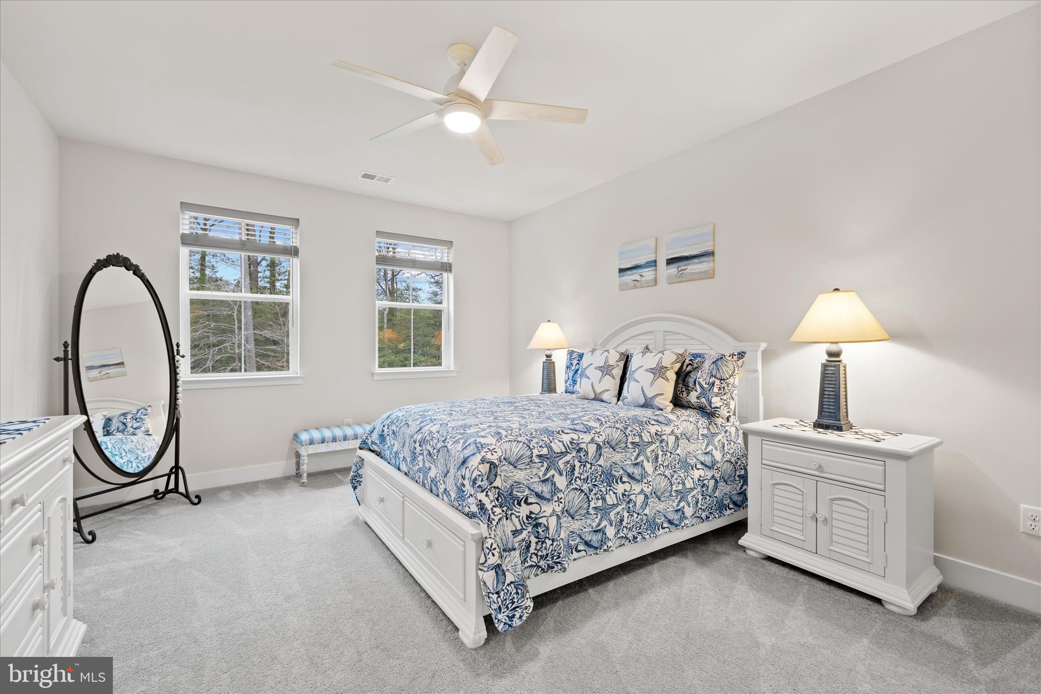 MILOS HAVEN - Residential