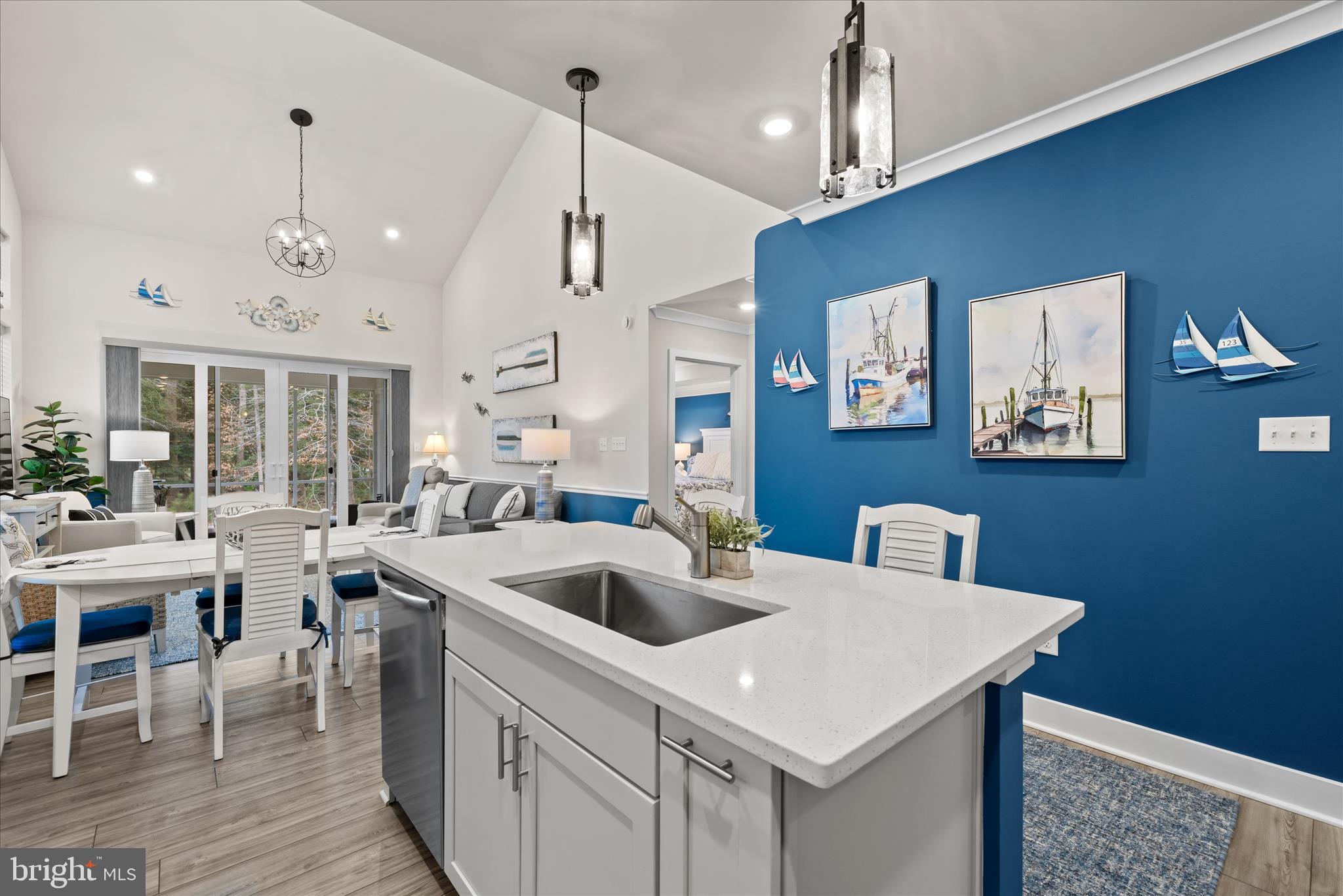 MILOS HAVEN - Residential