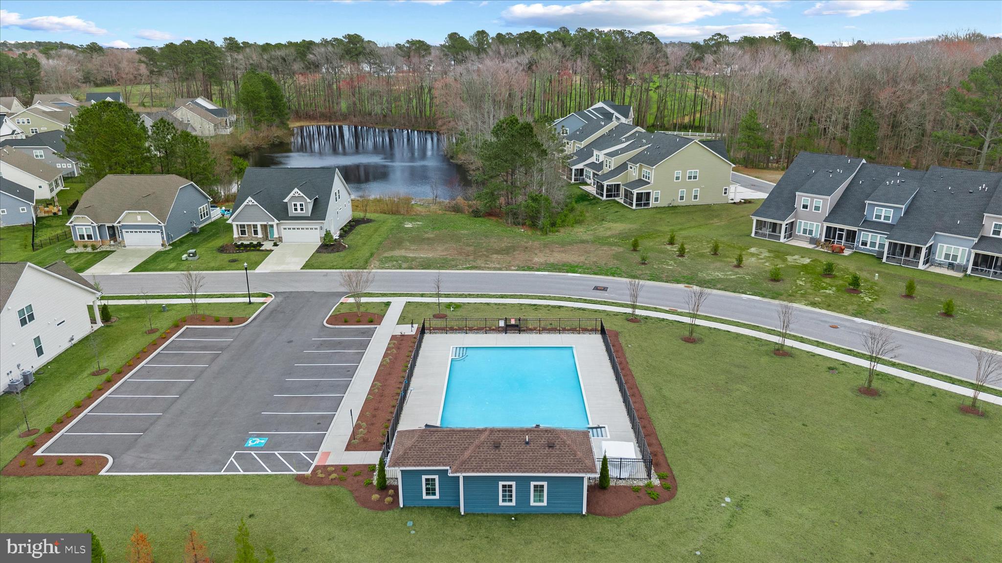 MILOS HAVEN - Residential