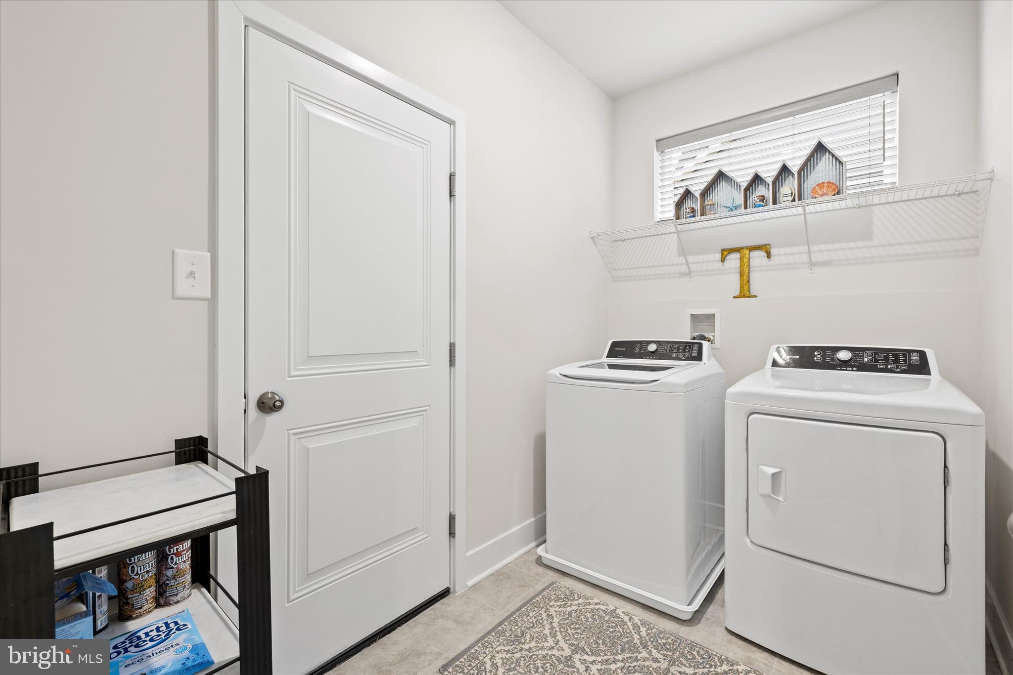 MILOS HAVEN - Residential