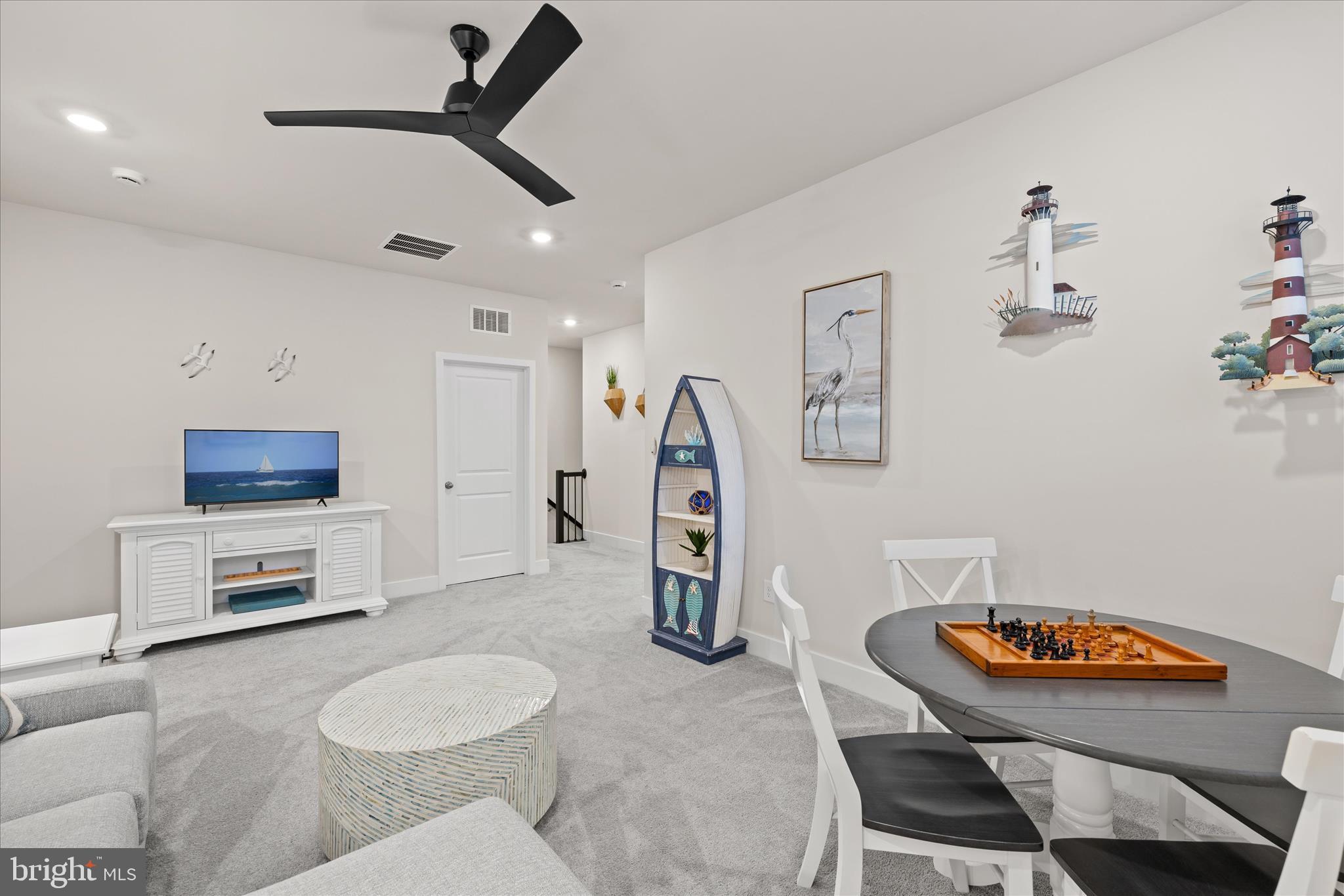 MILOS HAVEN - Residential