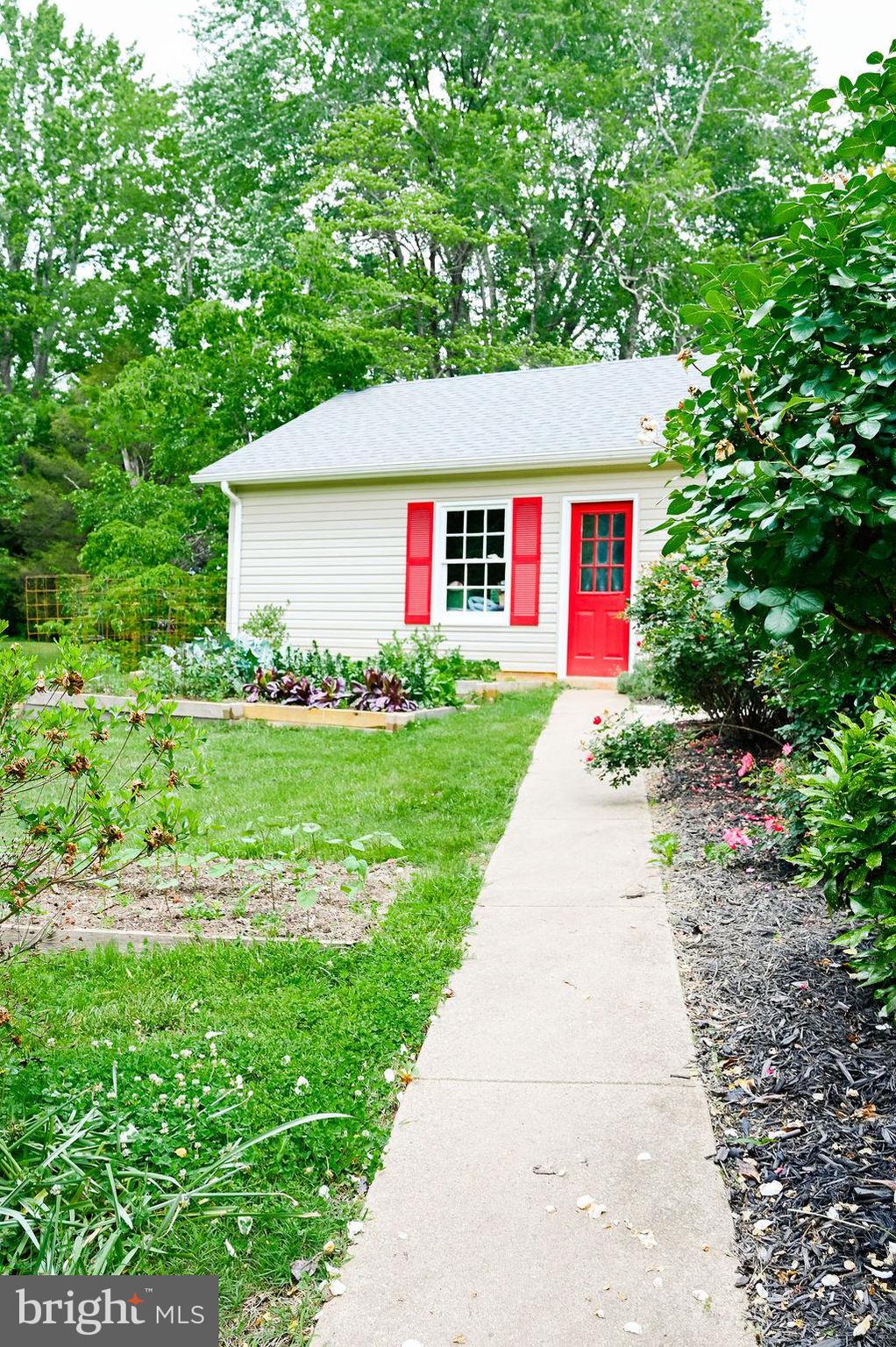 CHESTERFIELD ESTATES - Residential