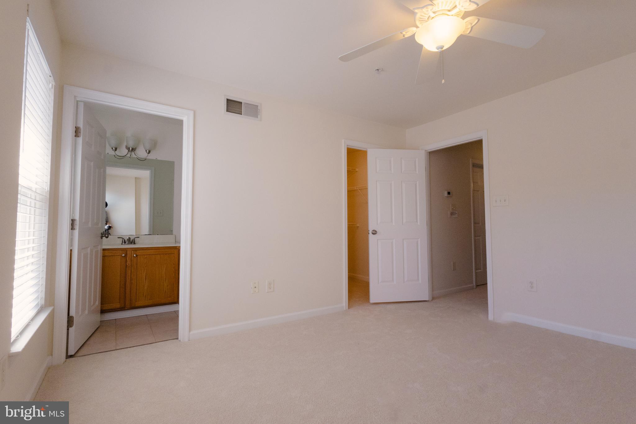 OVERLOOK - Residential Lease