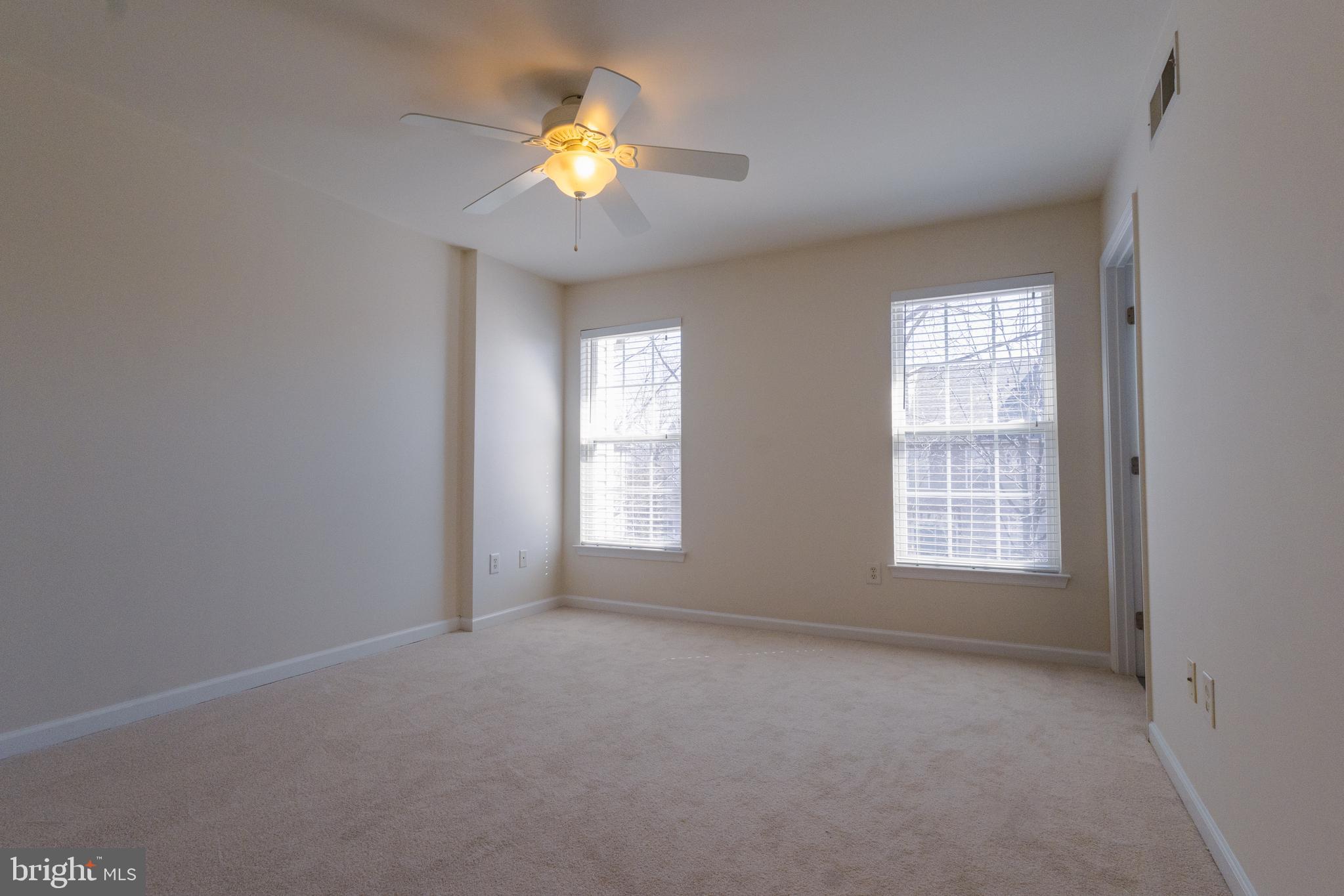 OVERLOOK - Residential Lease