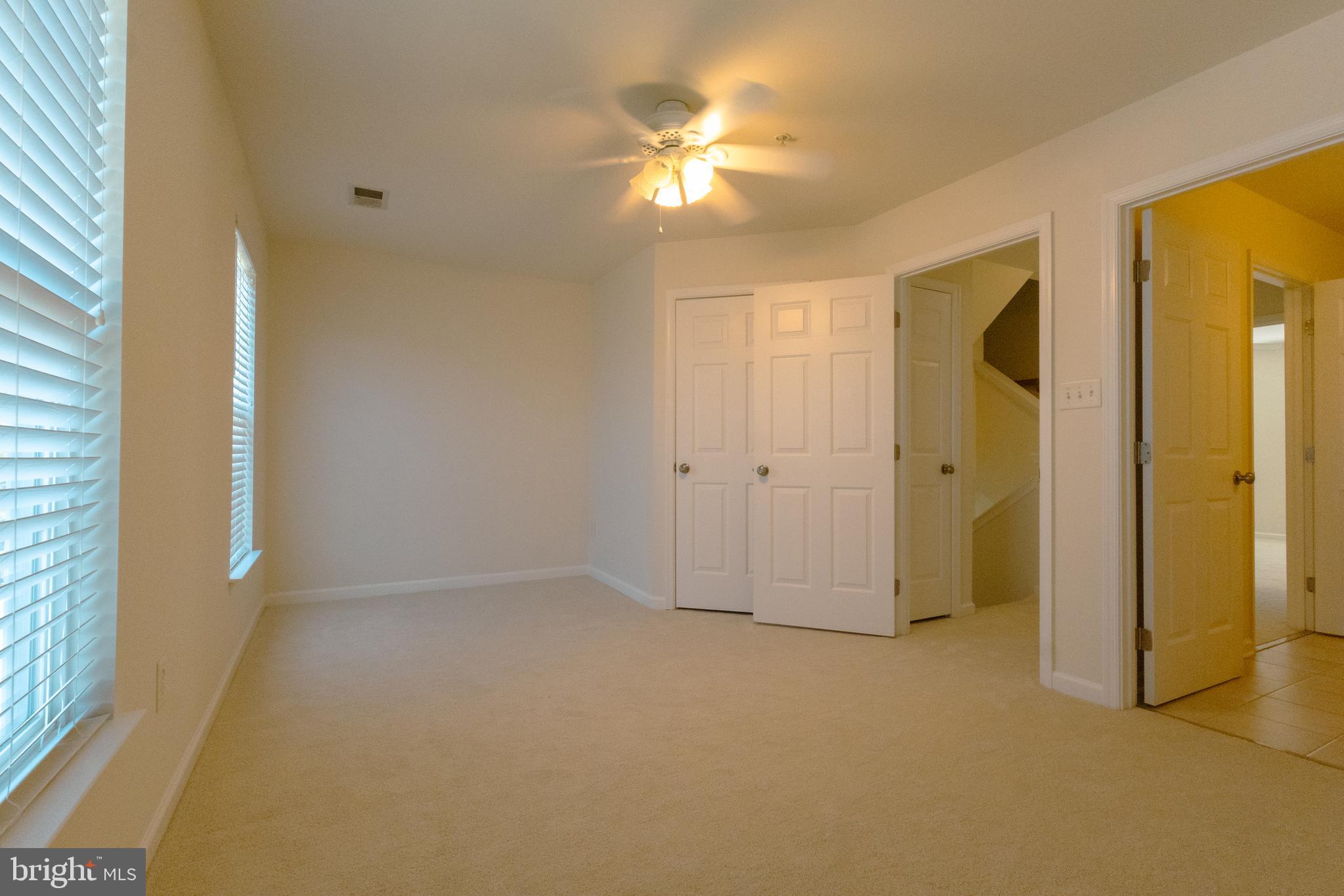 OVERLOOK - Residential Lease