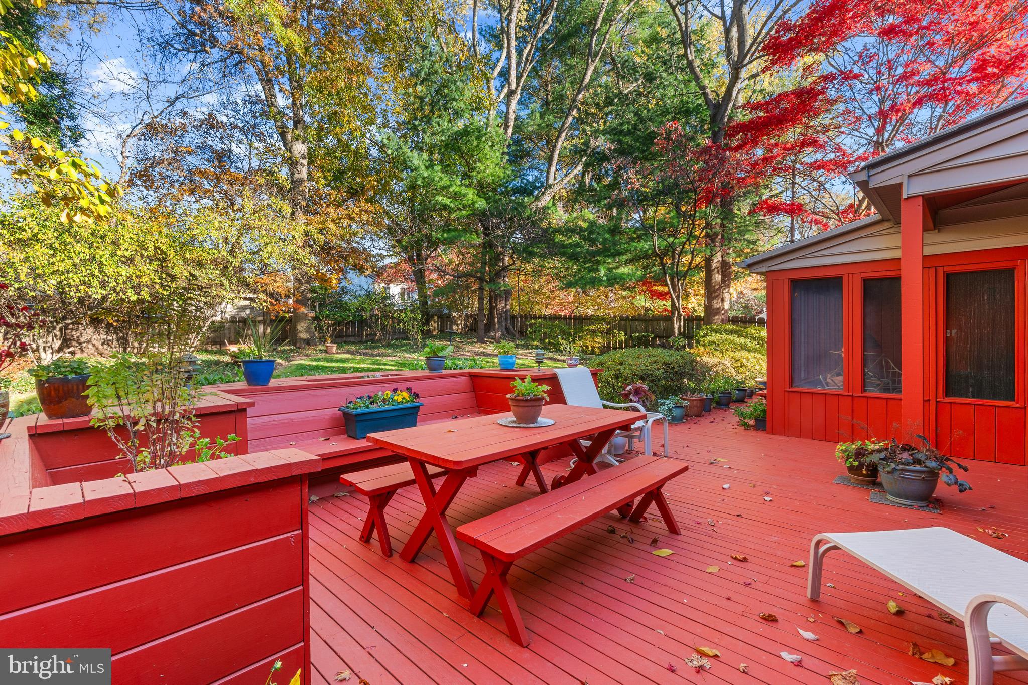 BROOKEVILLE KNOLLS - Residential