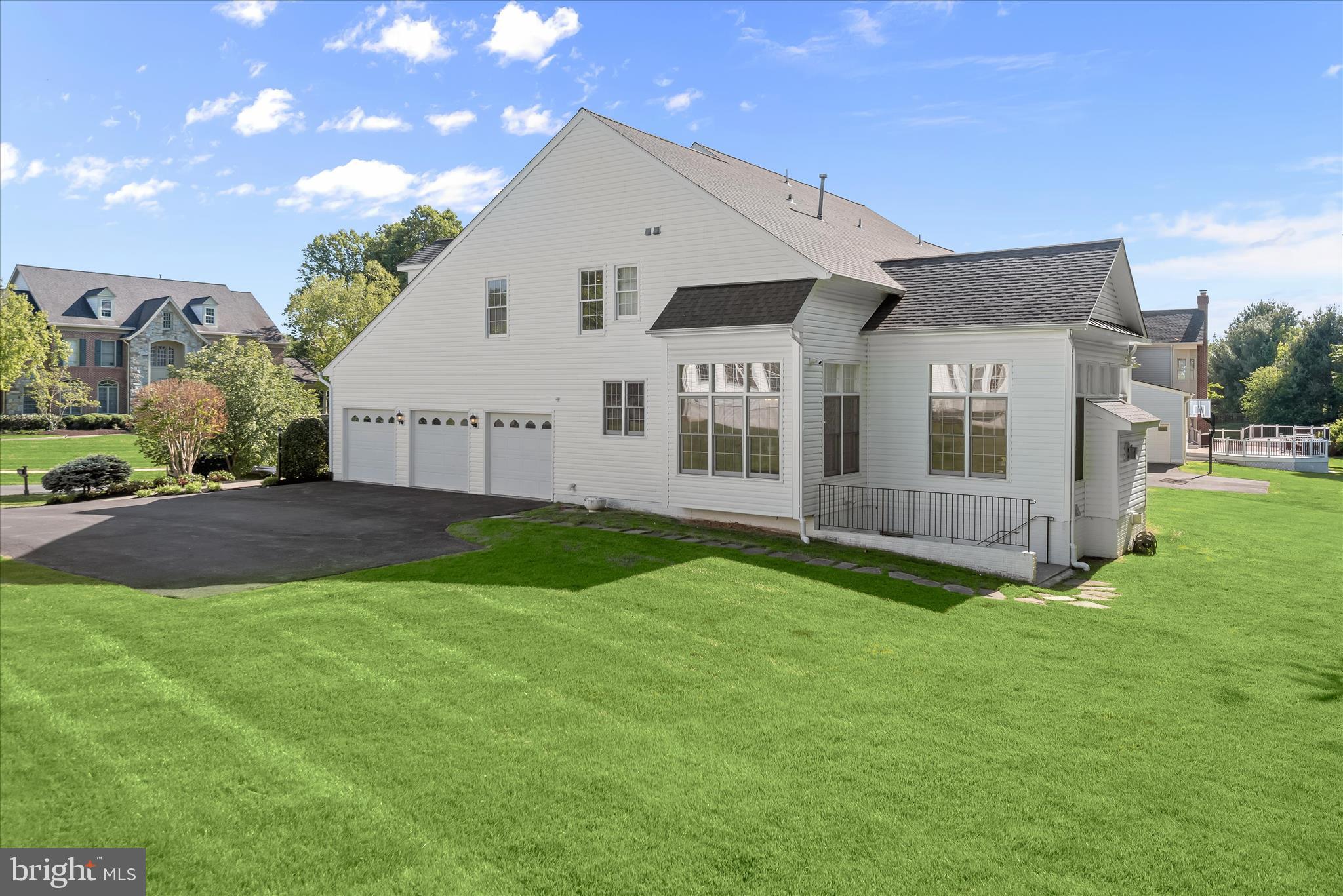 HAMPSHIRE GREENS - Residential