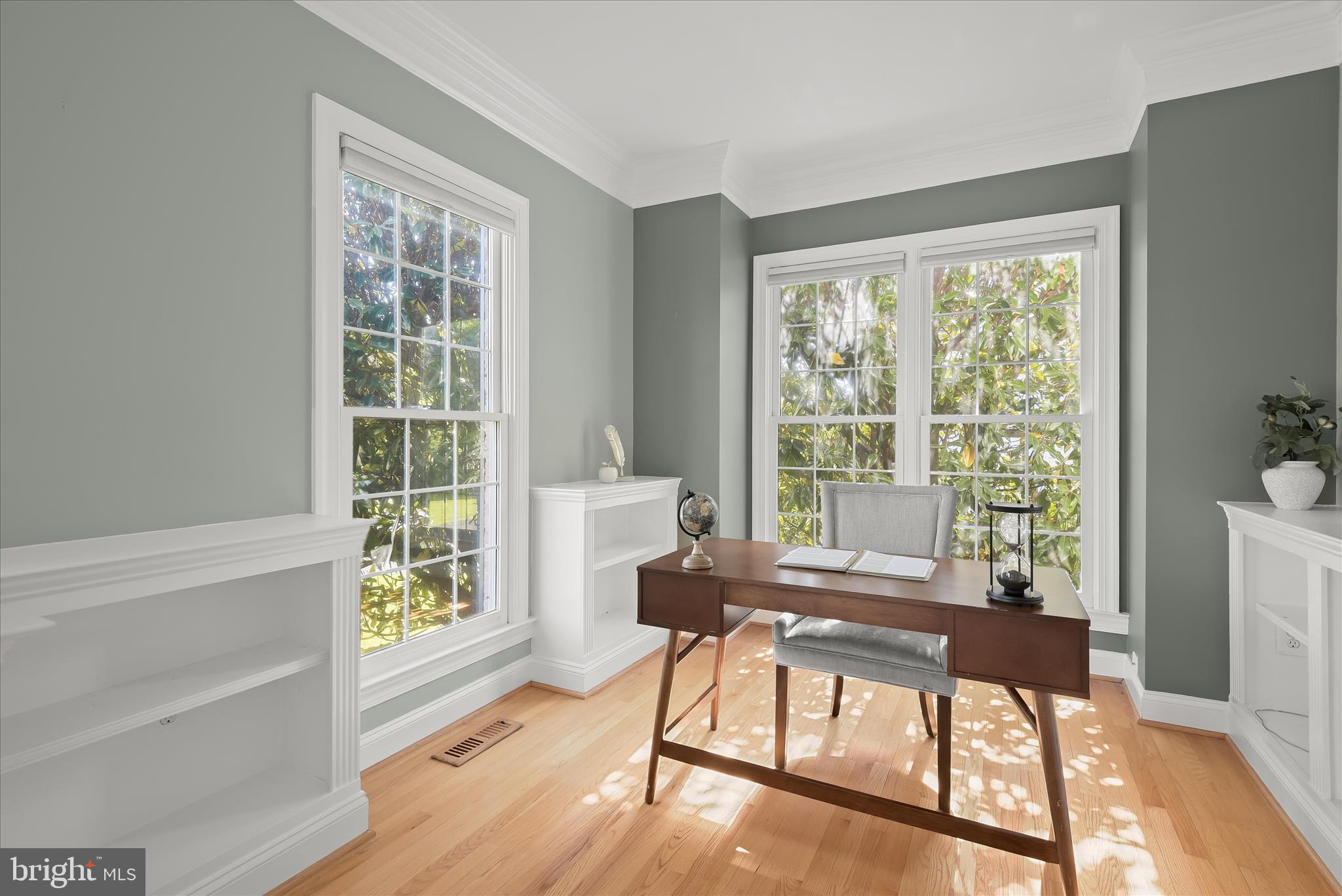 HAMPSHIRE GREENS - Residential