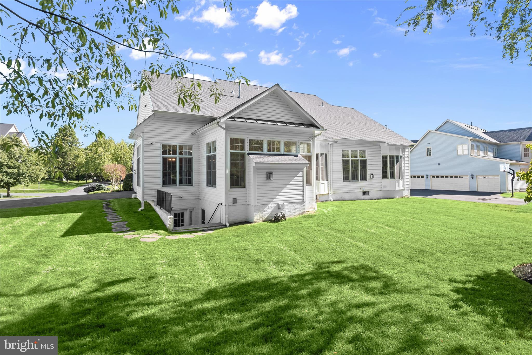 HAMPSHIRE GREENS - Residential