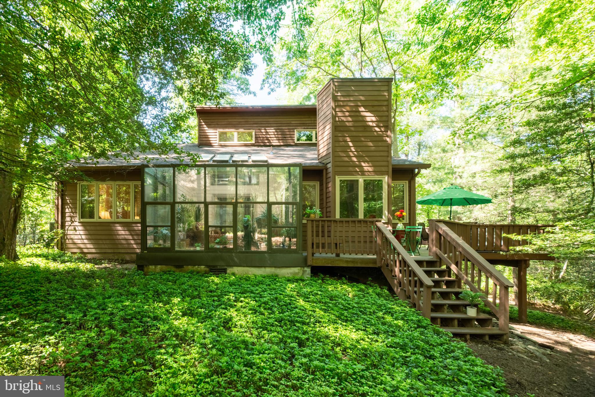 RESTON - Residential