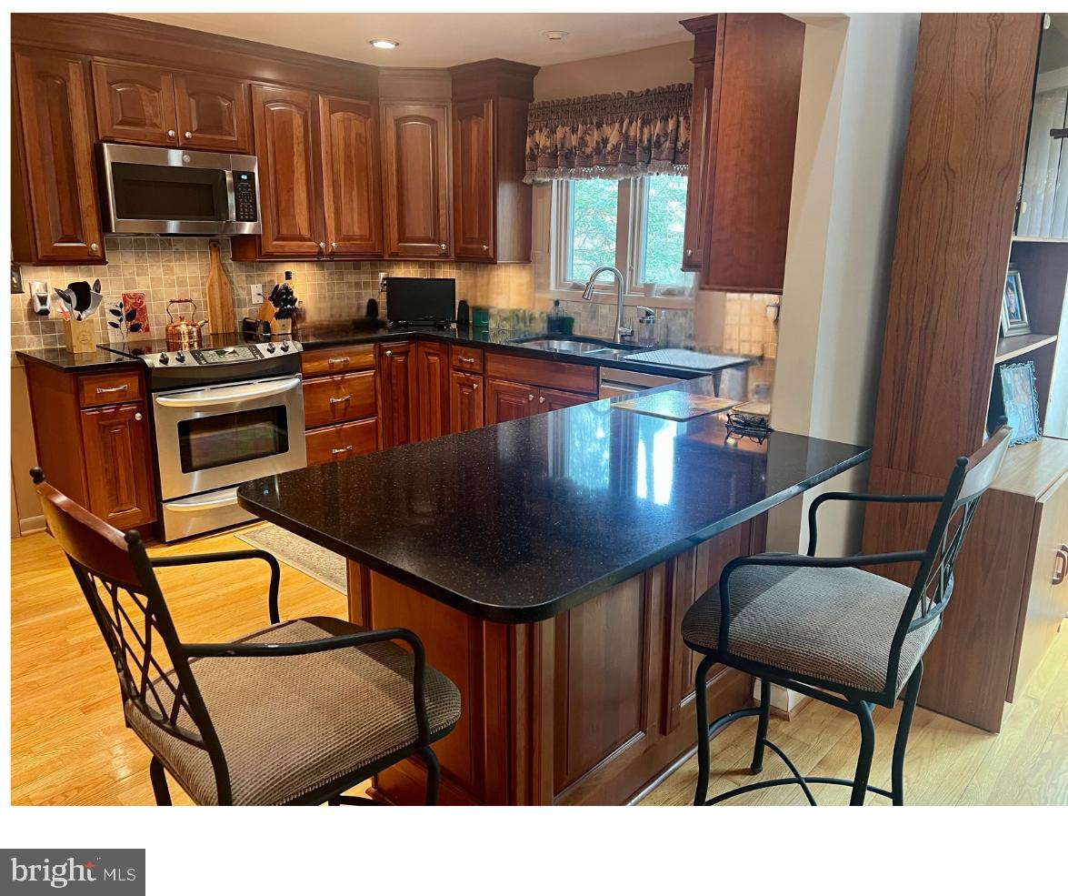 11291 SPYGLASS COVE LANE