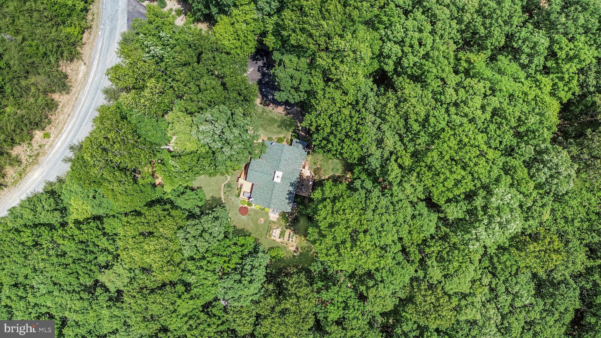 FOXWOOD KNOLLS - Residential