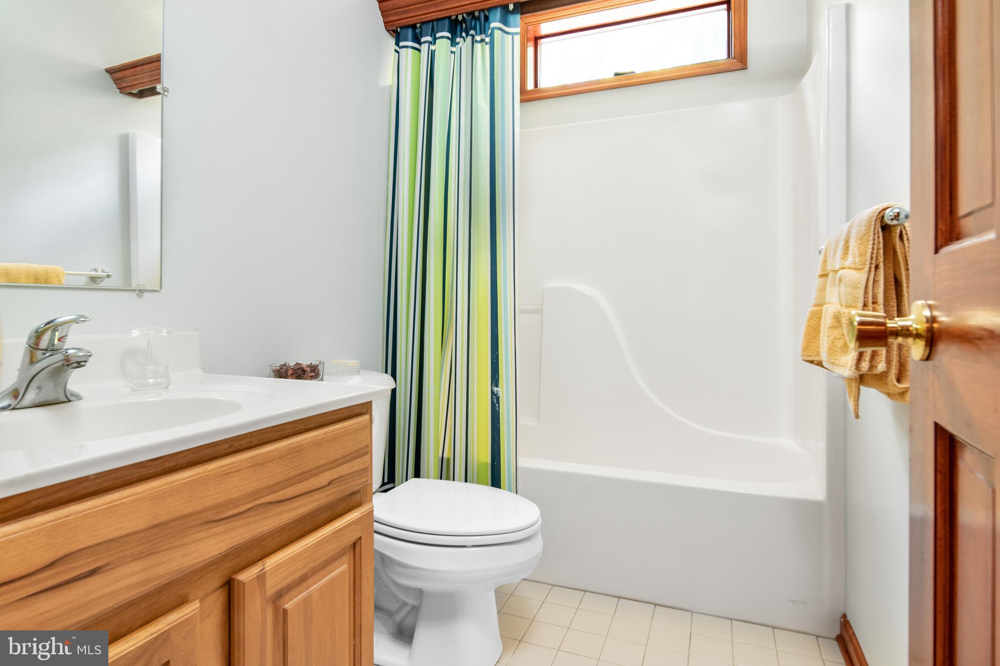 FOXWOOD KNOLLS - Residential