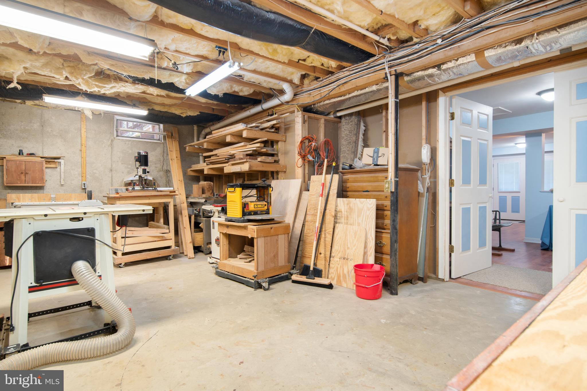 FOXWOOD KNOLLS - Residential