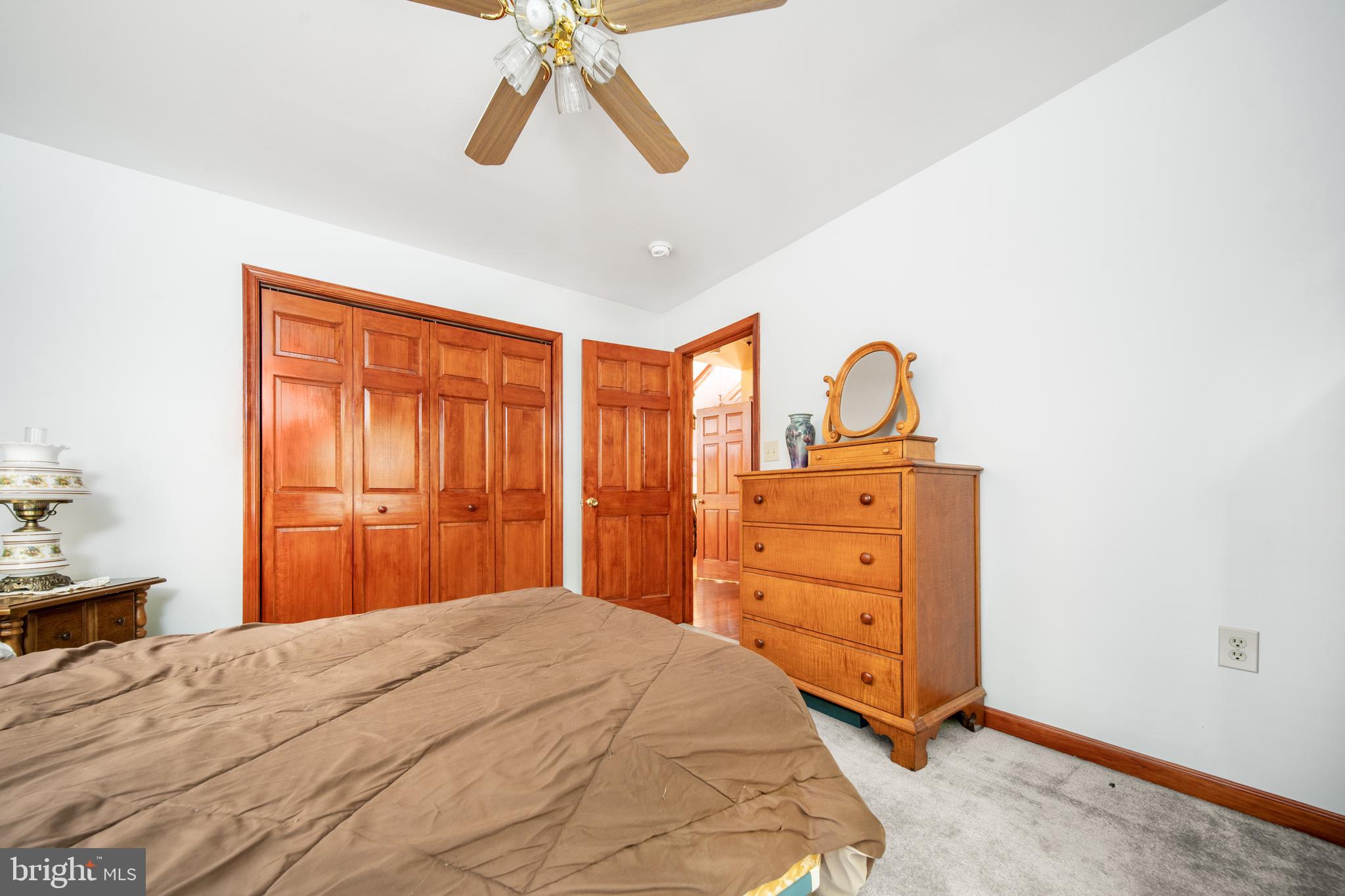 FOXWOOD KNOLLS - Residential