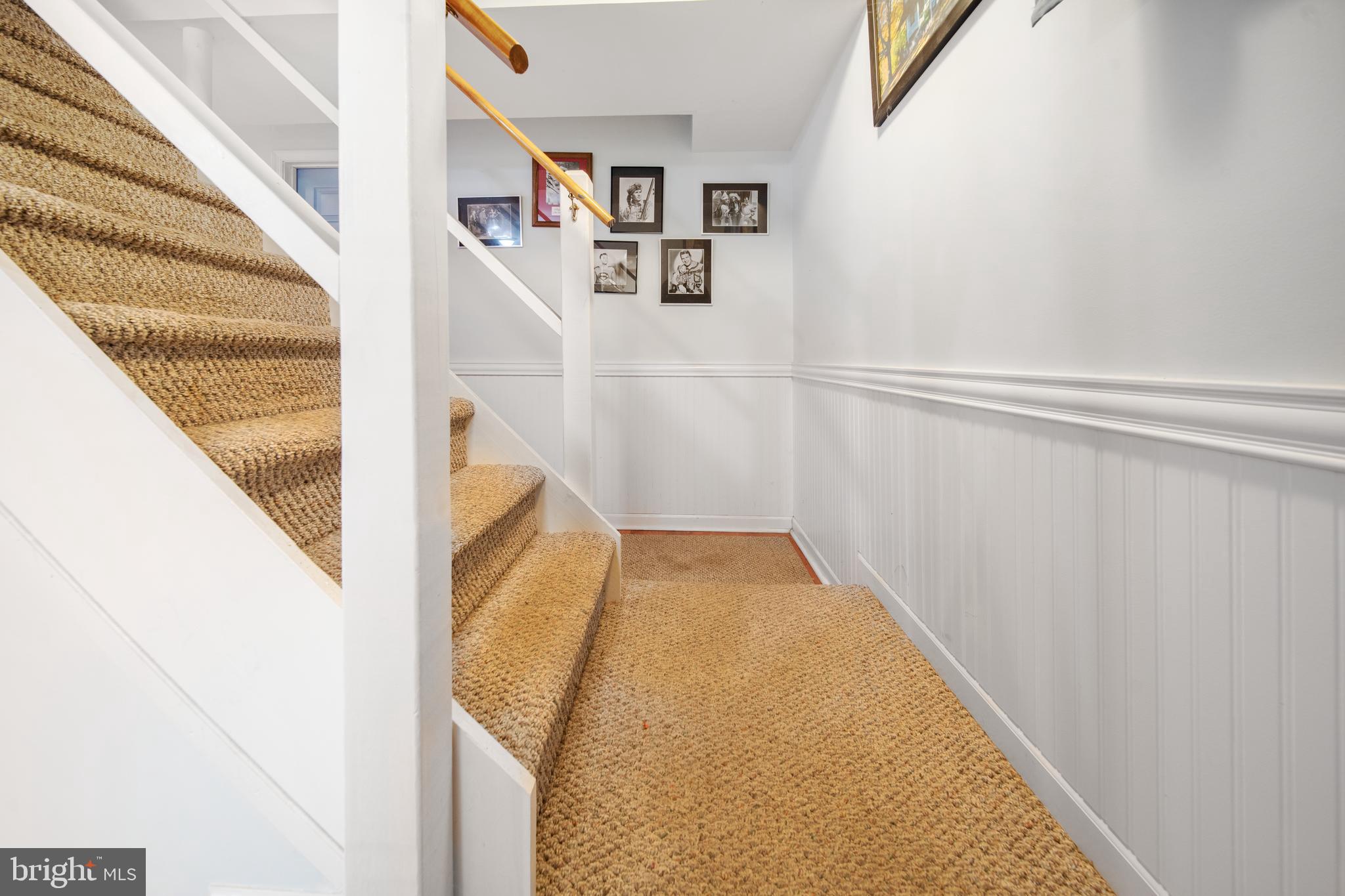 FOXWOOD KNOLLS - Residential