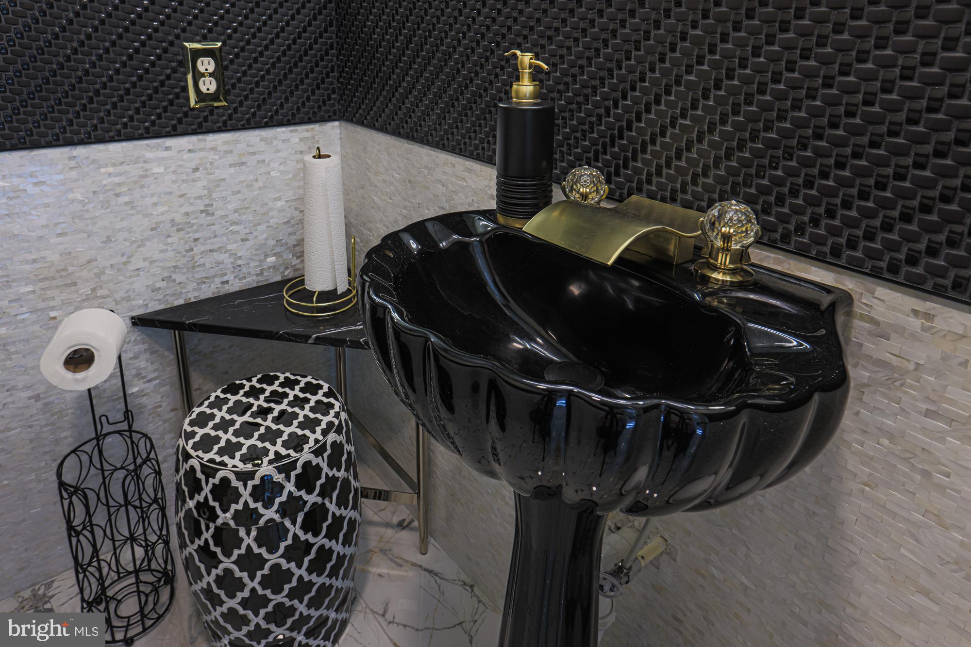 OWINGS MILLS - Residential