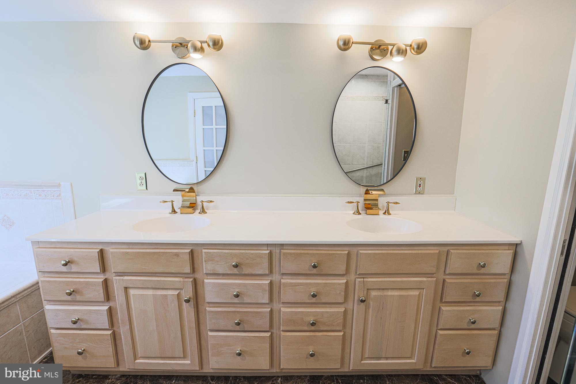 OWINGS MILLS - Residential