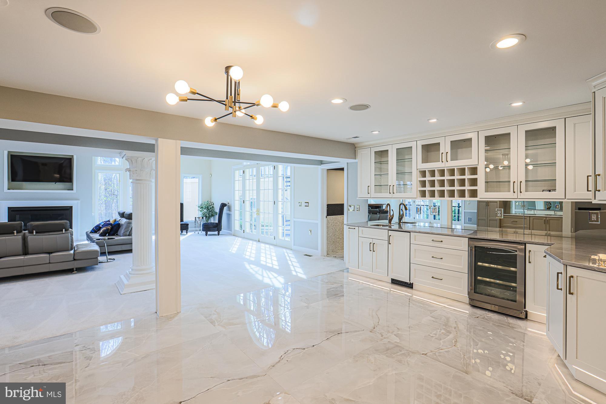 OWINGS MILLS - Residential